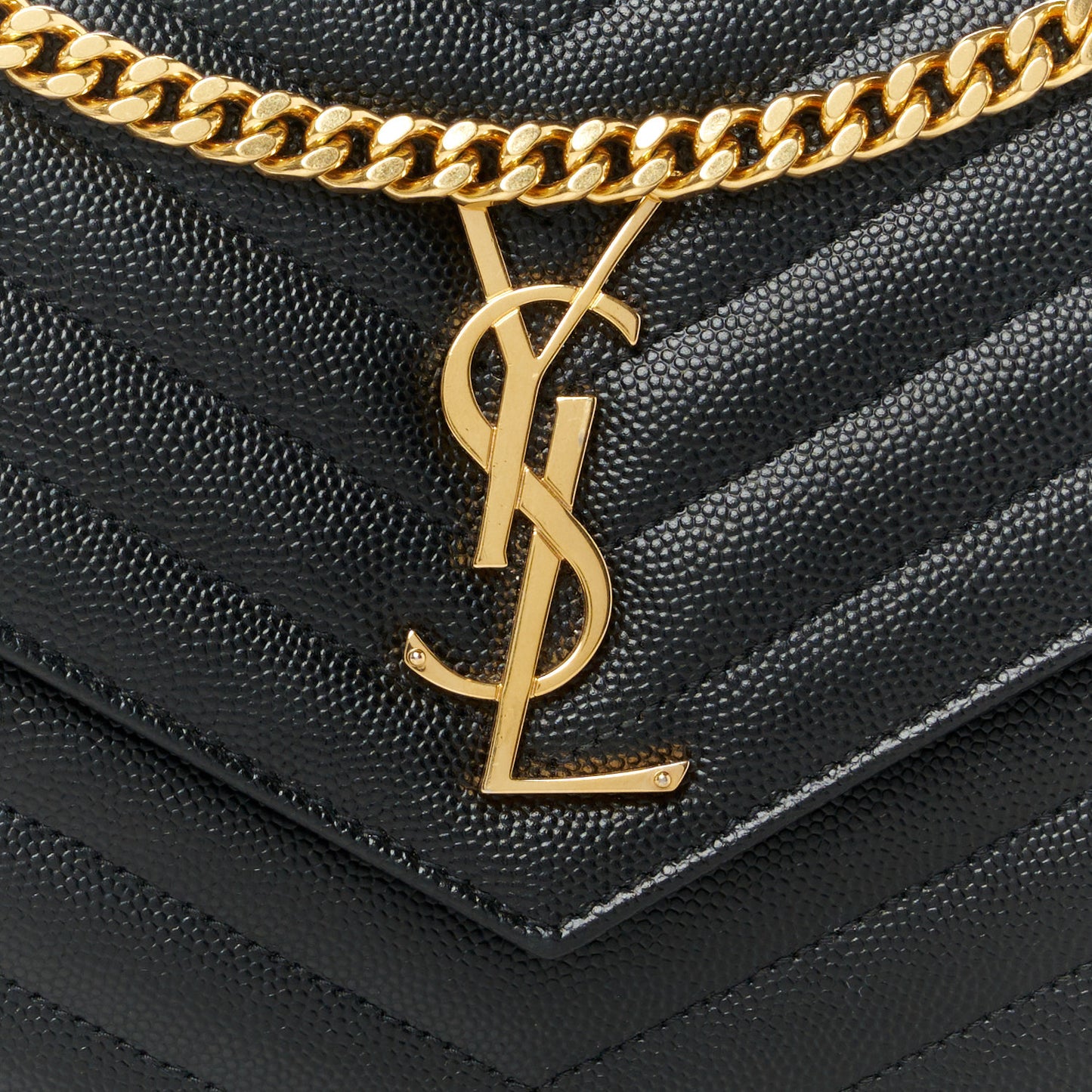 Grain De Poudre Matelasse Chevron Monogram Chain Wallet Black