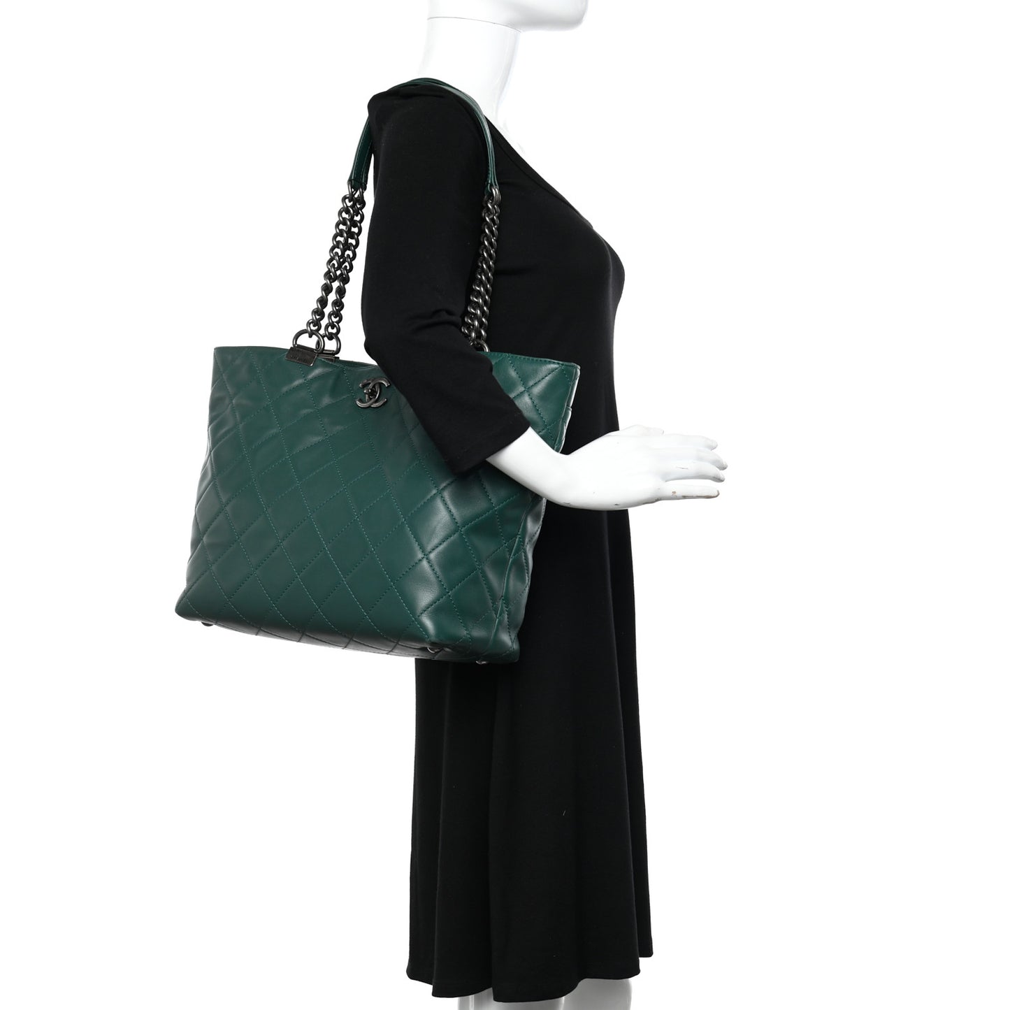 Calfskin Quilted Large Shopping In Chains Tote Green