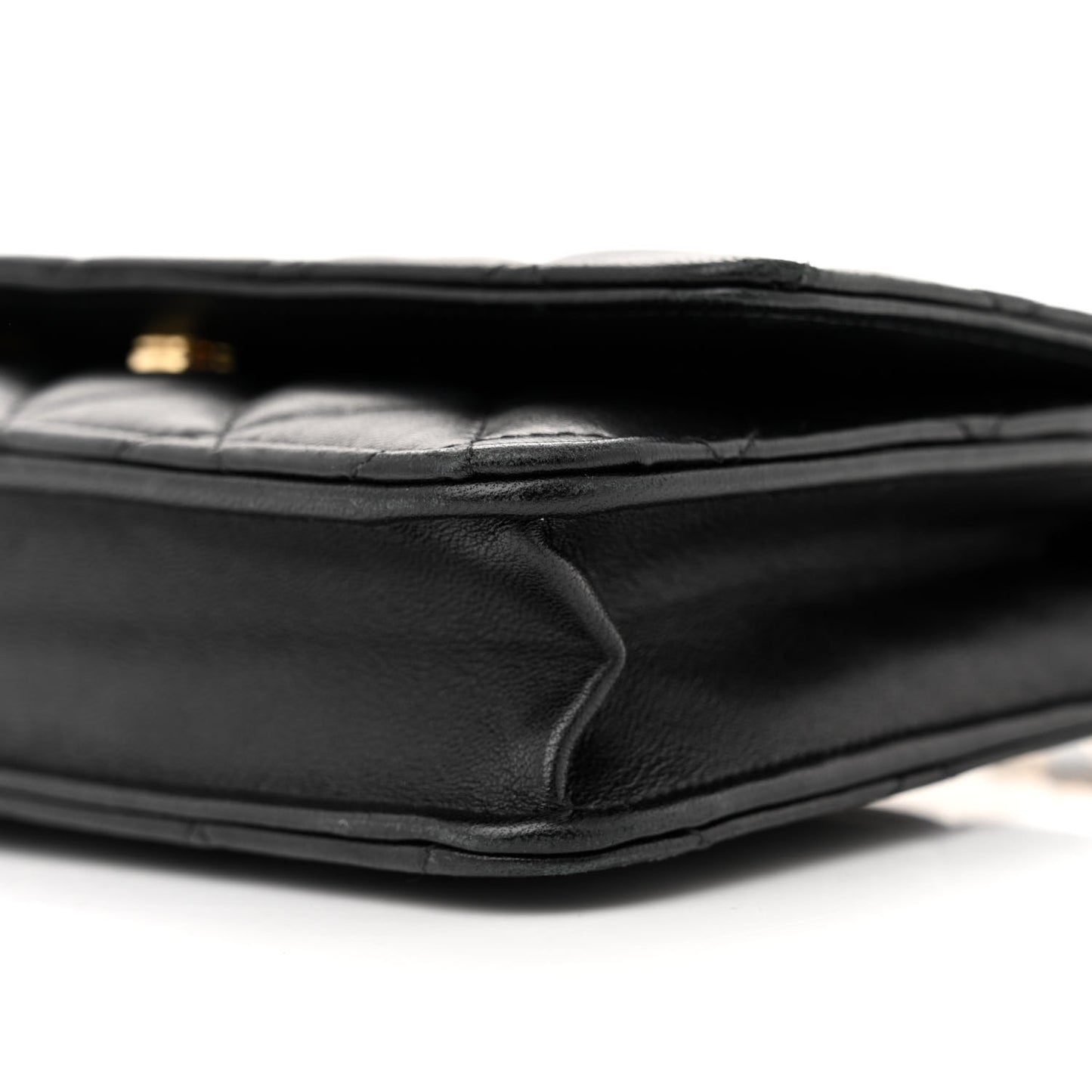 Lambskin Quilted Wallet On Chain WOC Black