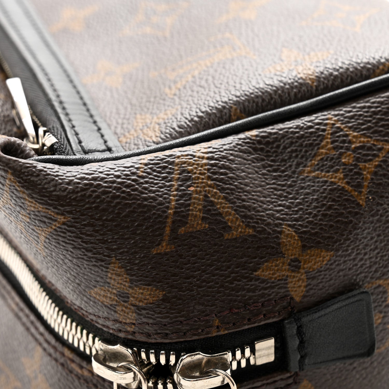 Louis Vuitton Monogram Macassar Toiletry Kit 8 of 9