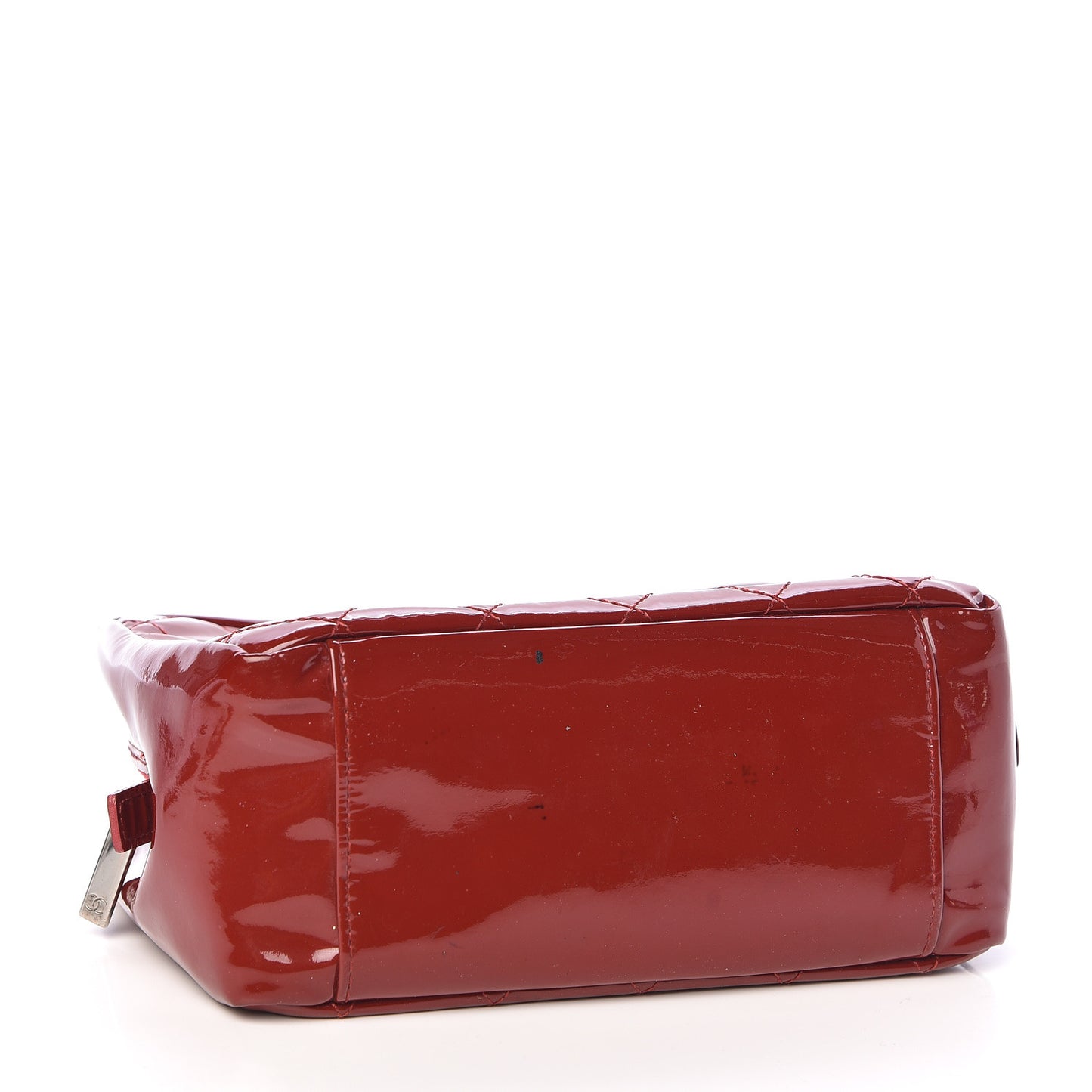 Patent Quilted Brilliant Cosmetic Case Red