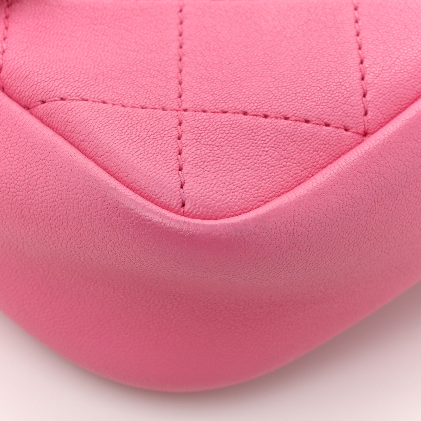 Goatksin Quilted Casual Trip Waist Bag Pink