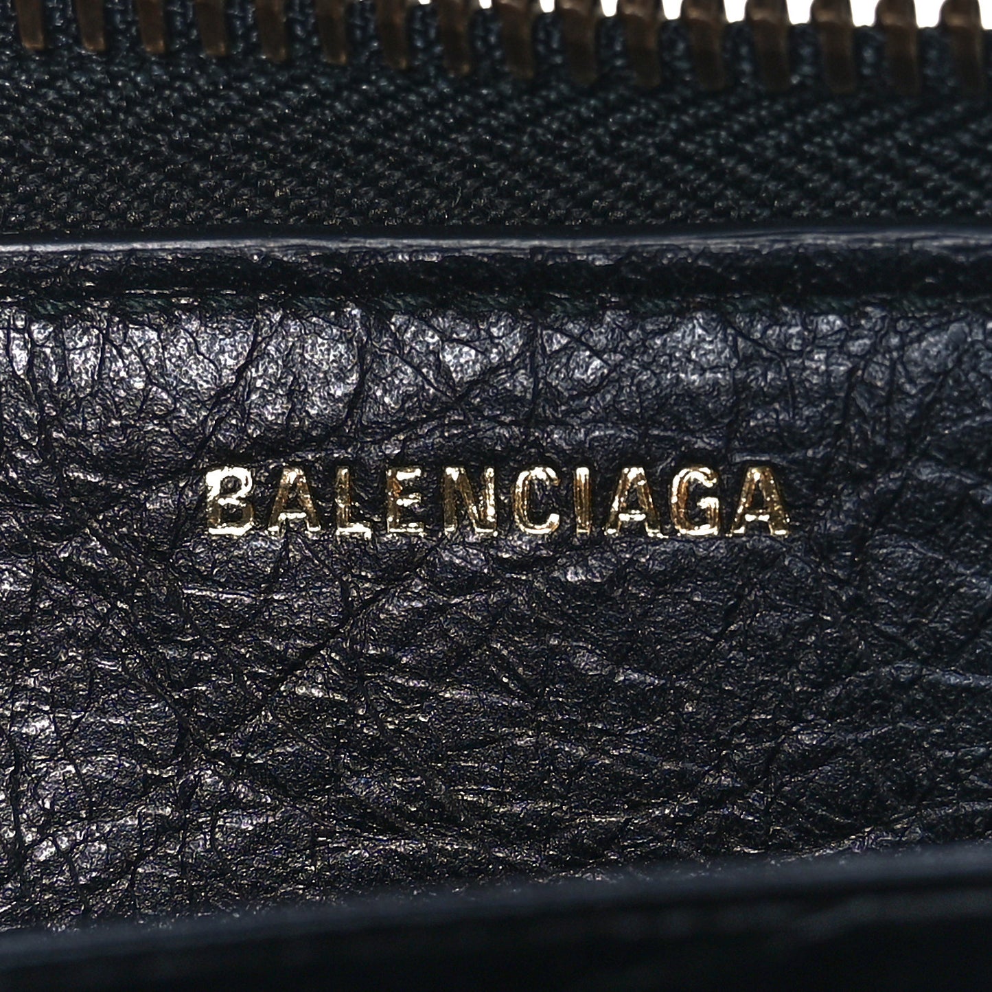 Agneau Arena Graffiti All Over Classic Hardware Continental Zip Around Wallet Black Bleu Violet