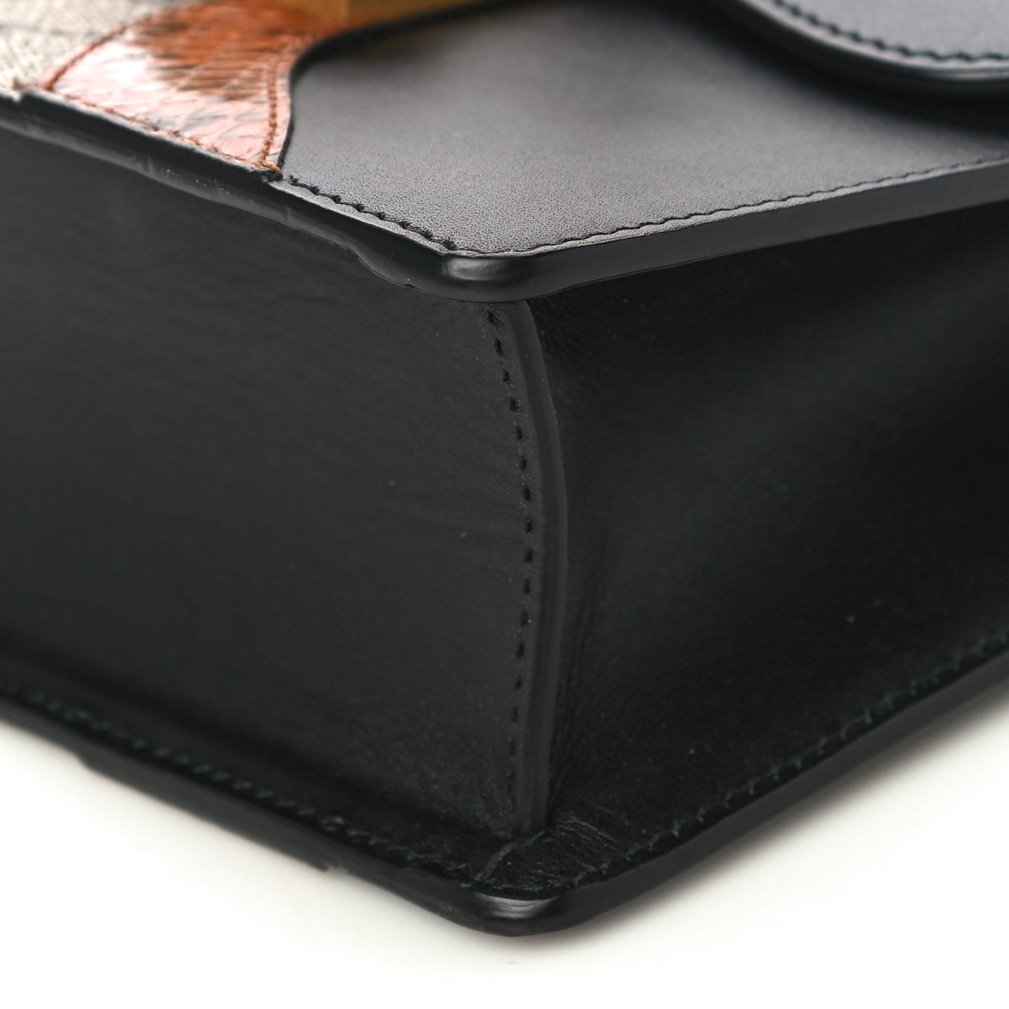 Nappa Elaphe GG Supreme Monogram Medium Osiride Shoulder Bag Black Bright Cuir Beige Ebony