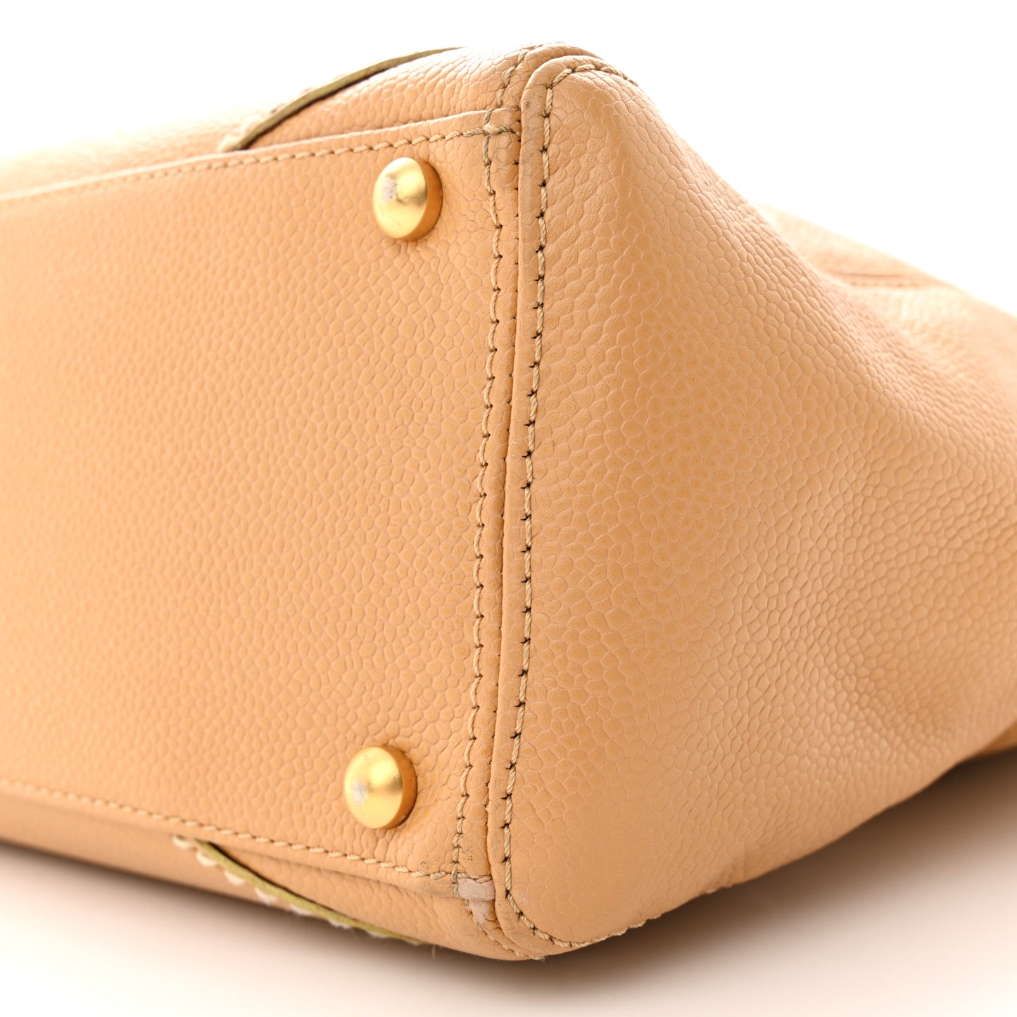 Caviar CC Stitched Medium Tote Beige