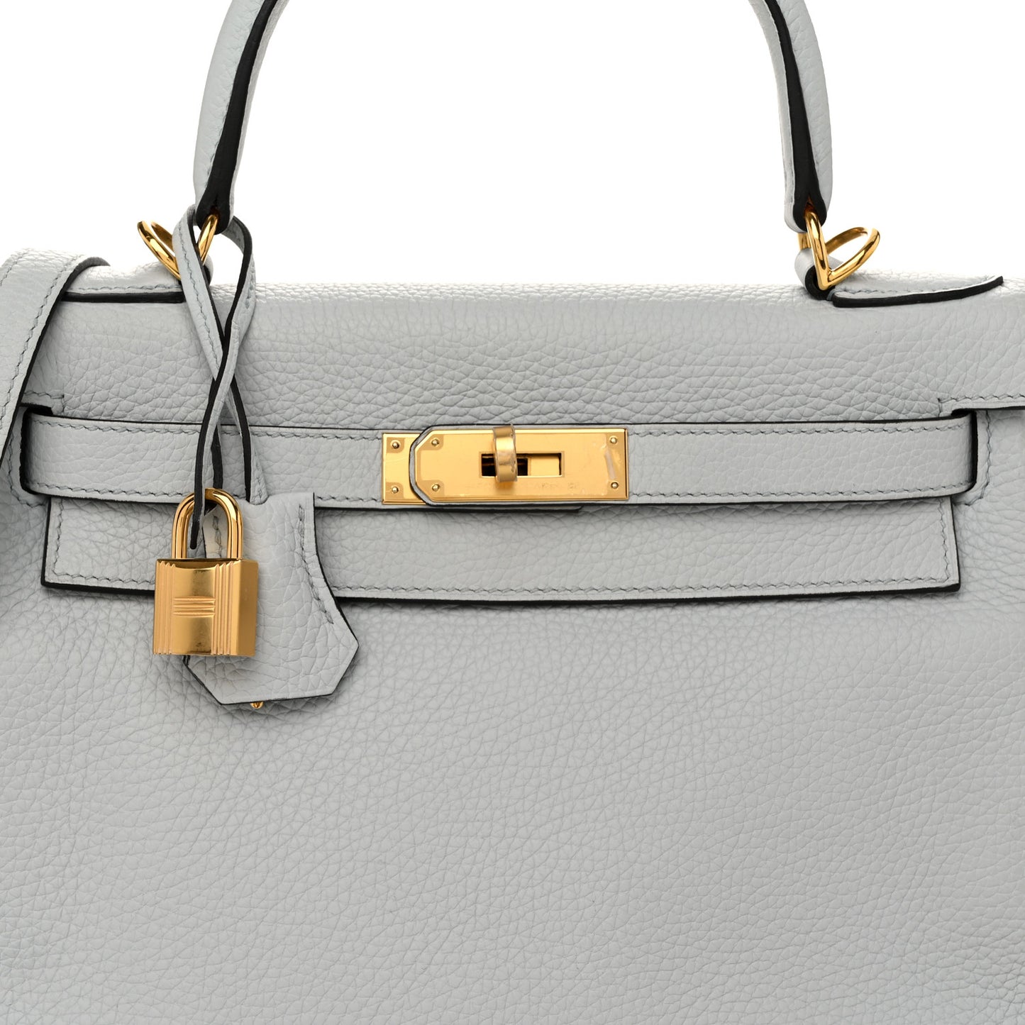 Togo Kelly Retourne 28 Bleu Pale