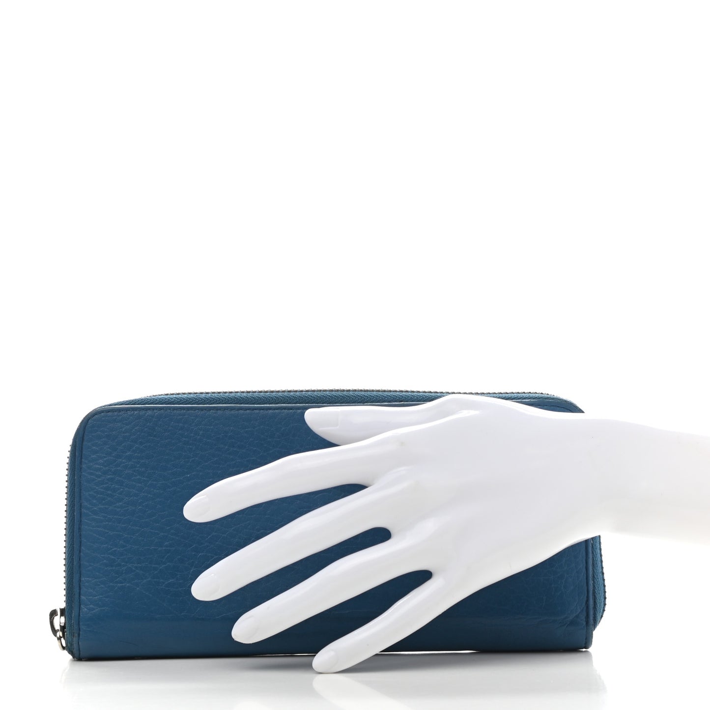 Taurillon Vertical Zippy Wallet Bleu Canard