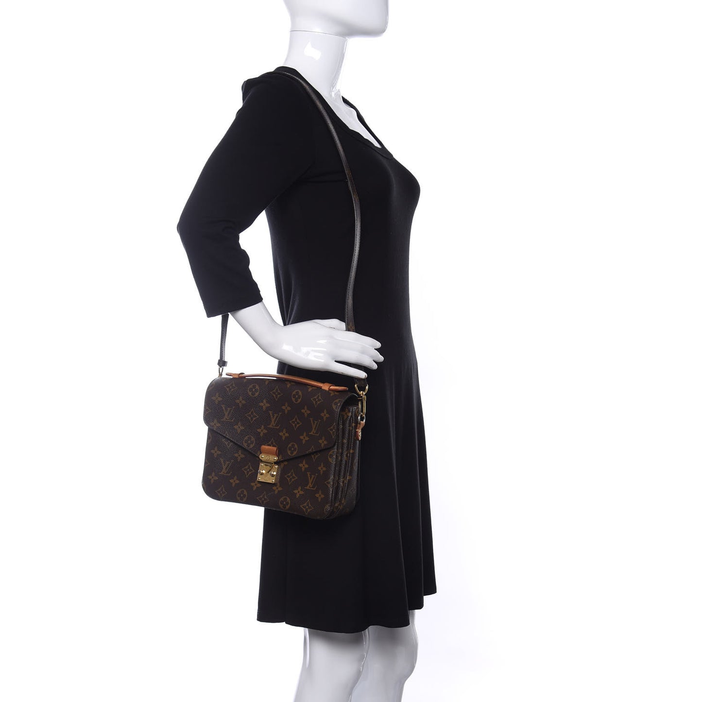 Monogram Pochette Metis