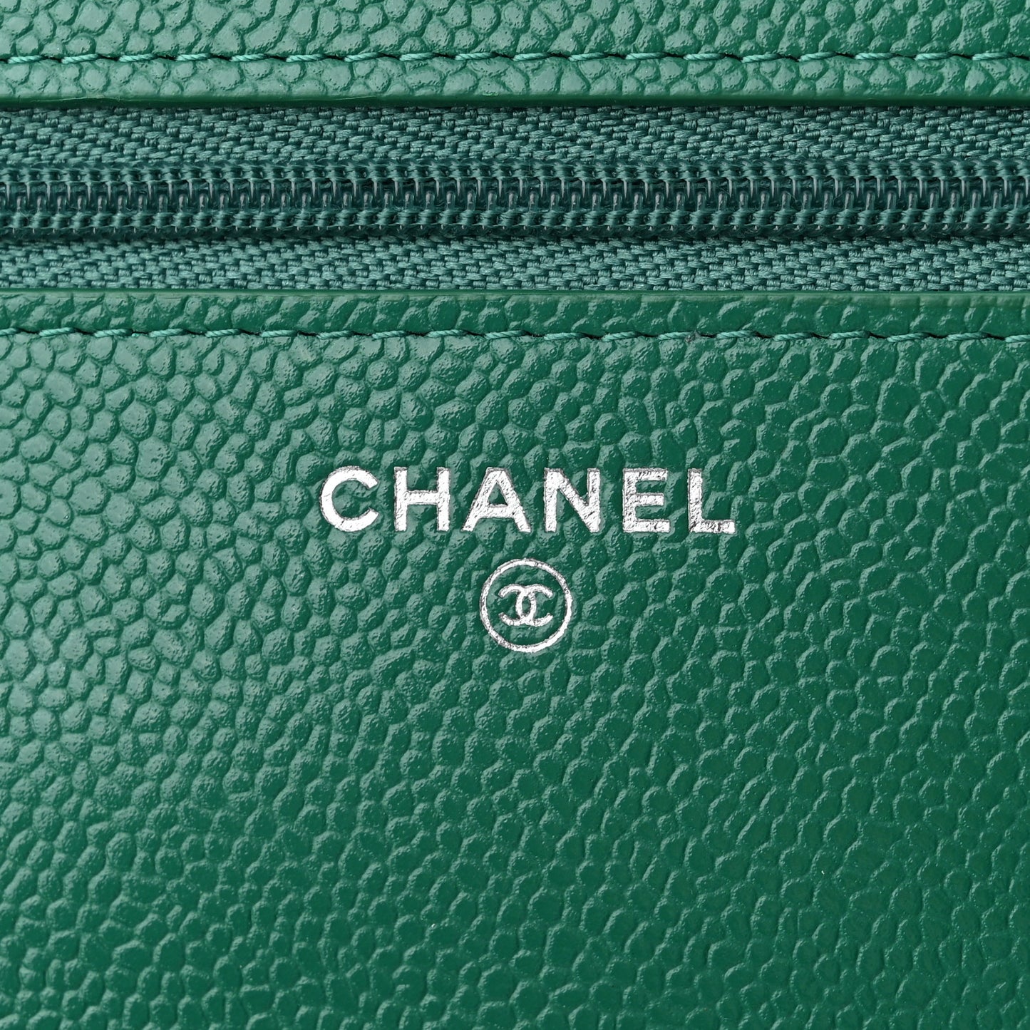 Metallic Caviar Quilted Wallet On Chain WOC Green