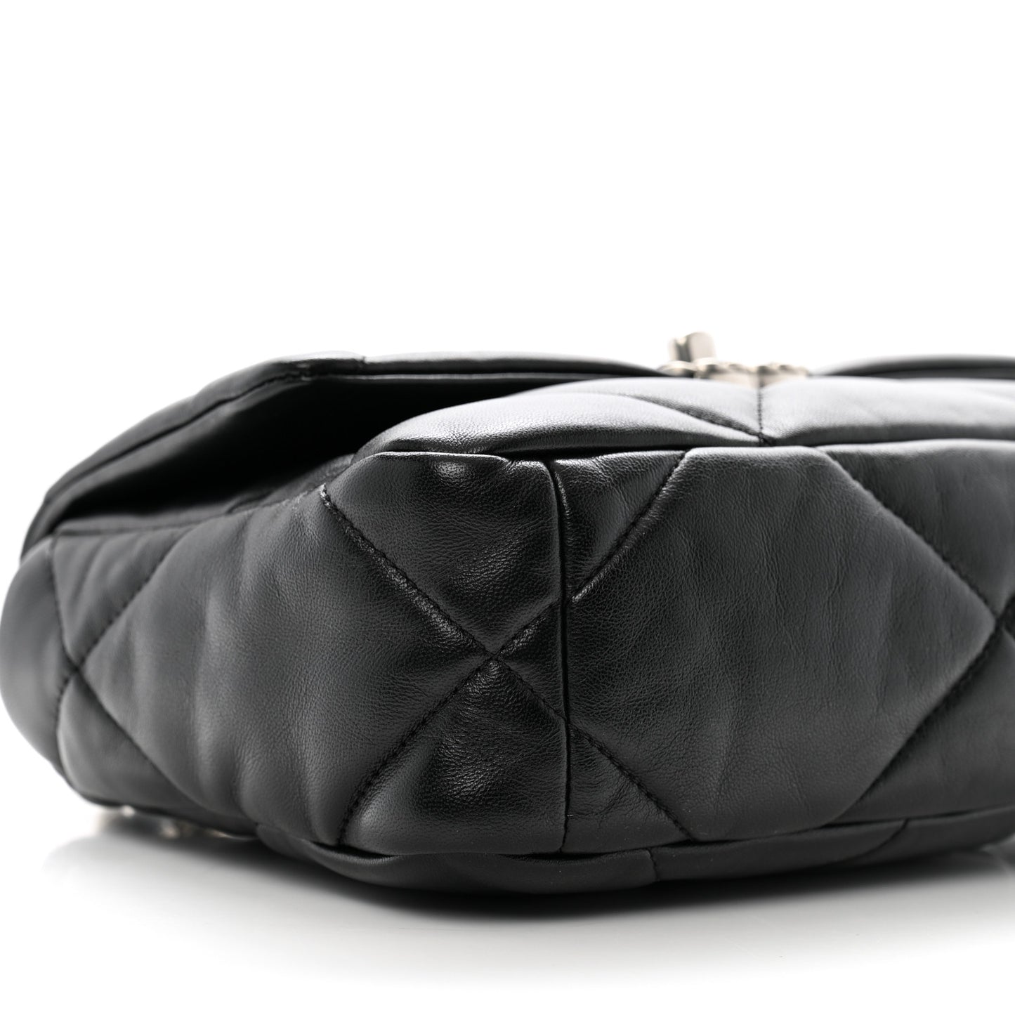 Lambskin Quilted Medium Chanel 19 Flap Black