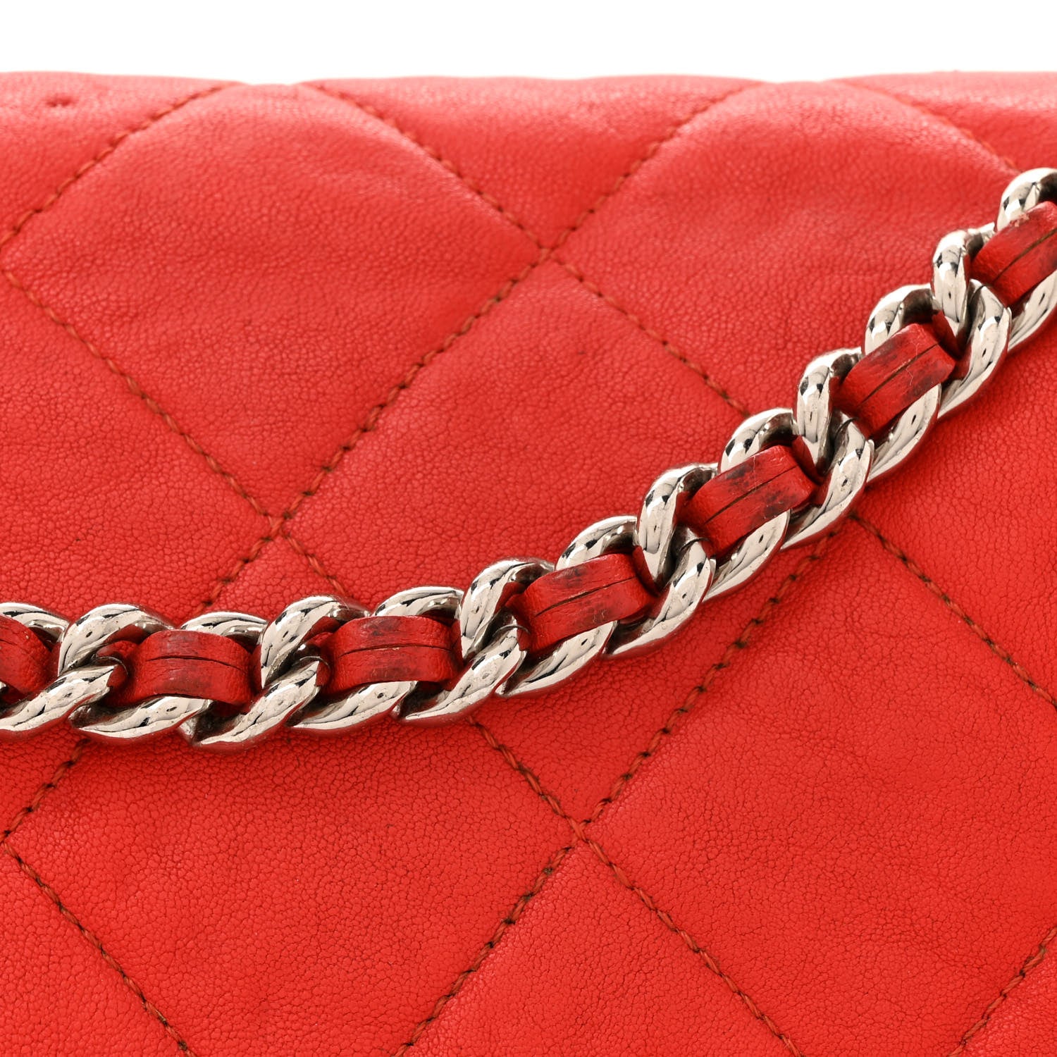 Chanel Washed Lambskin Quilted Medium Chain Around Messenger Red 14 of 20