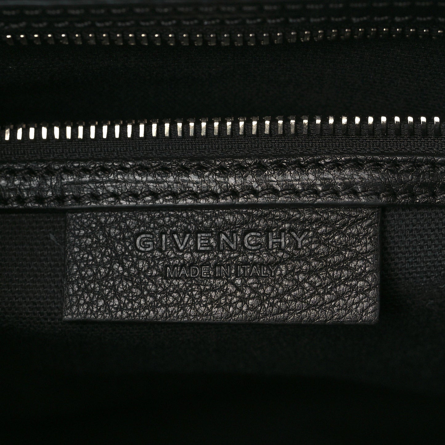 Sugar Goatskin Small Antigona Black