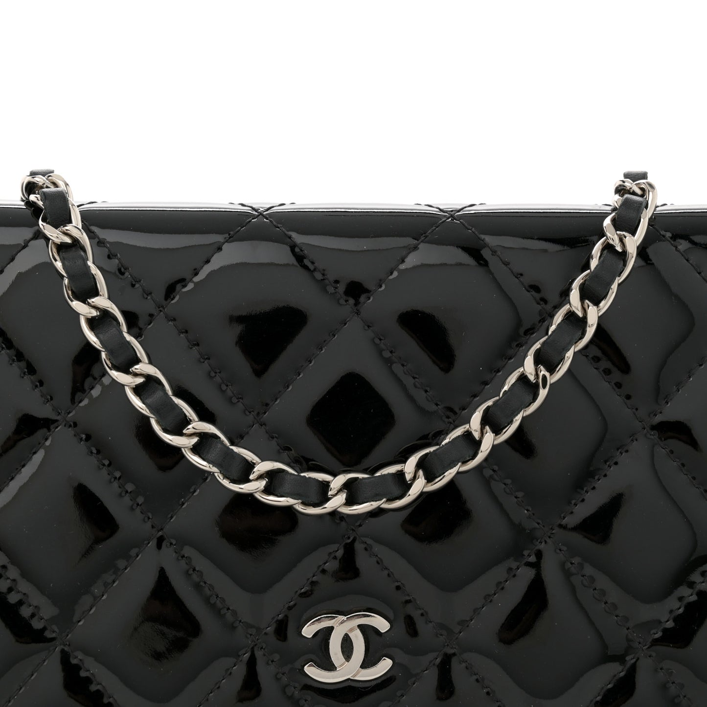Patent Quilted Wallet On Chain WOC Black