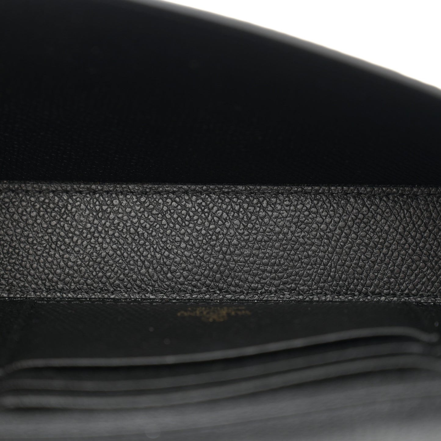 Grainy Calfskin Vlogo Pouch With Chain Black
