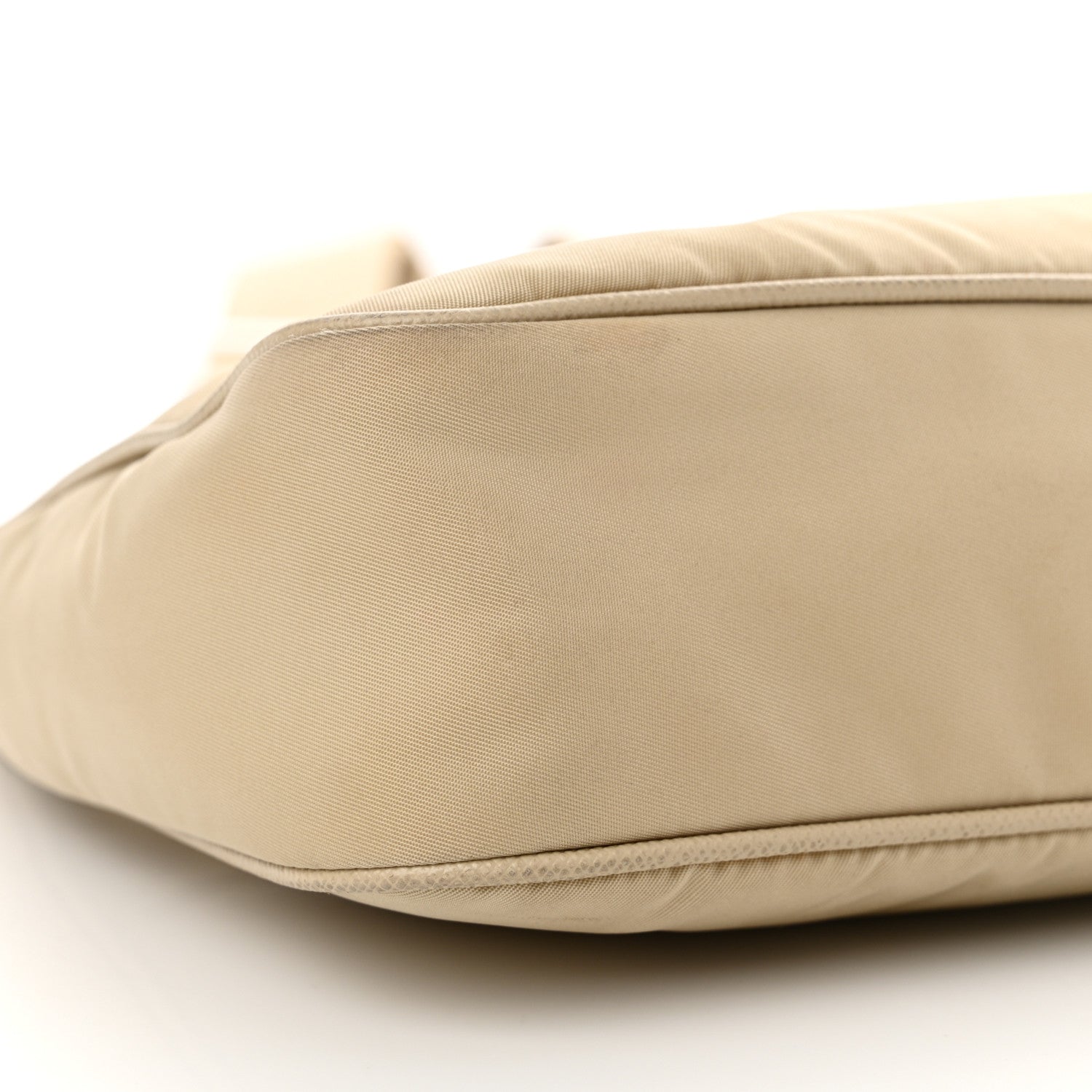 Prada Re-Nylon Saffiano Re-Edition 2005 Shoulder Bag Deserto 9 of 24