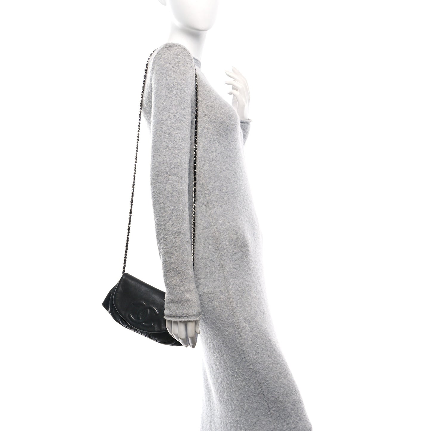 Lambskin Half Moon Wallet On Chain WOC Black