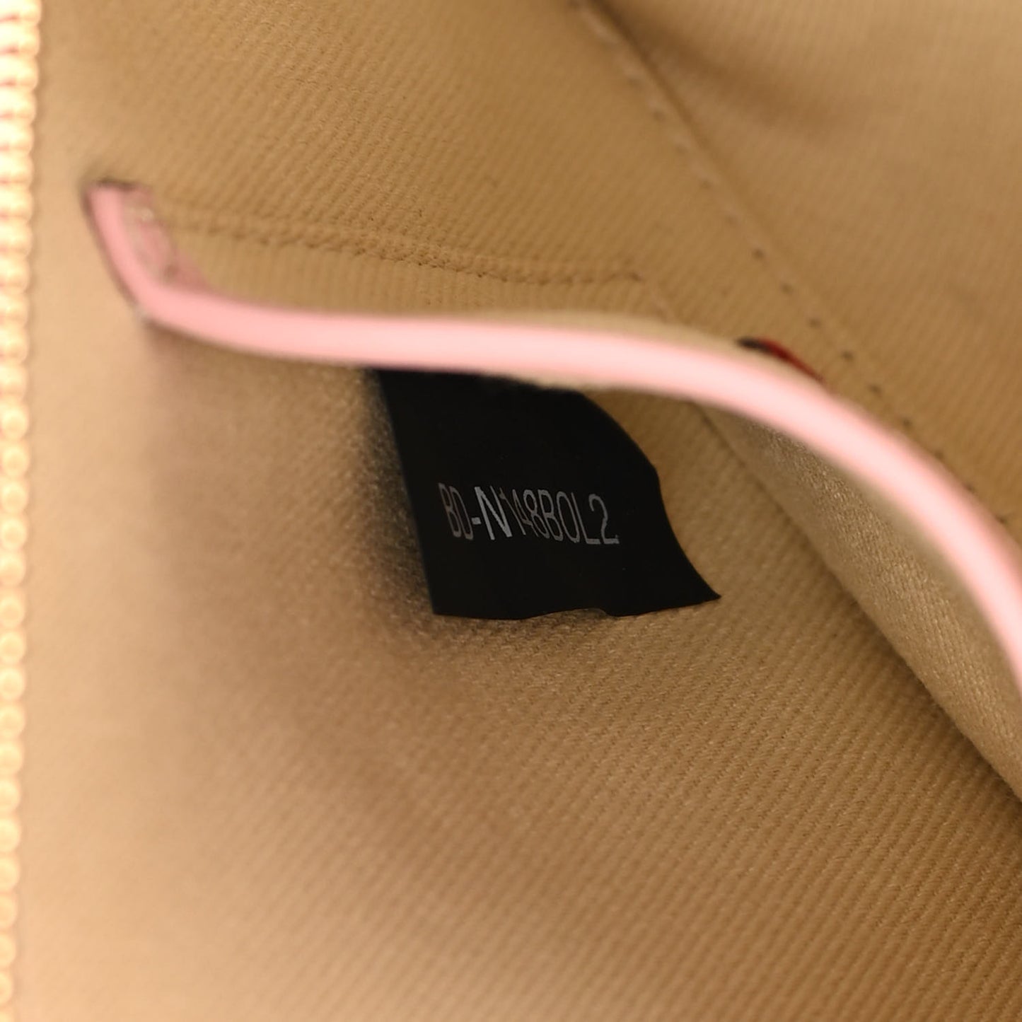 Calfskin Rockstud Flip Lock Camera Crossbody Bag Loto