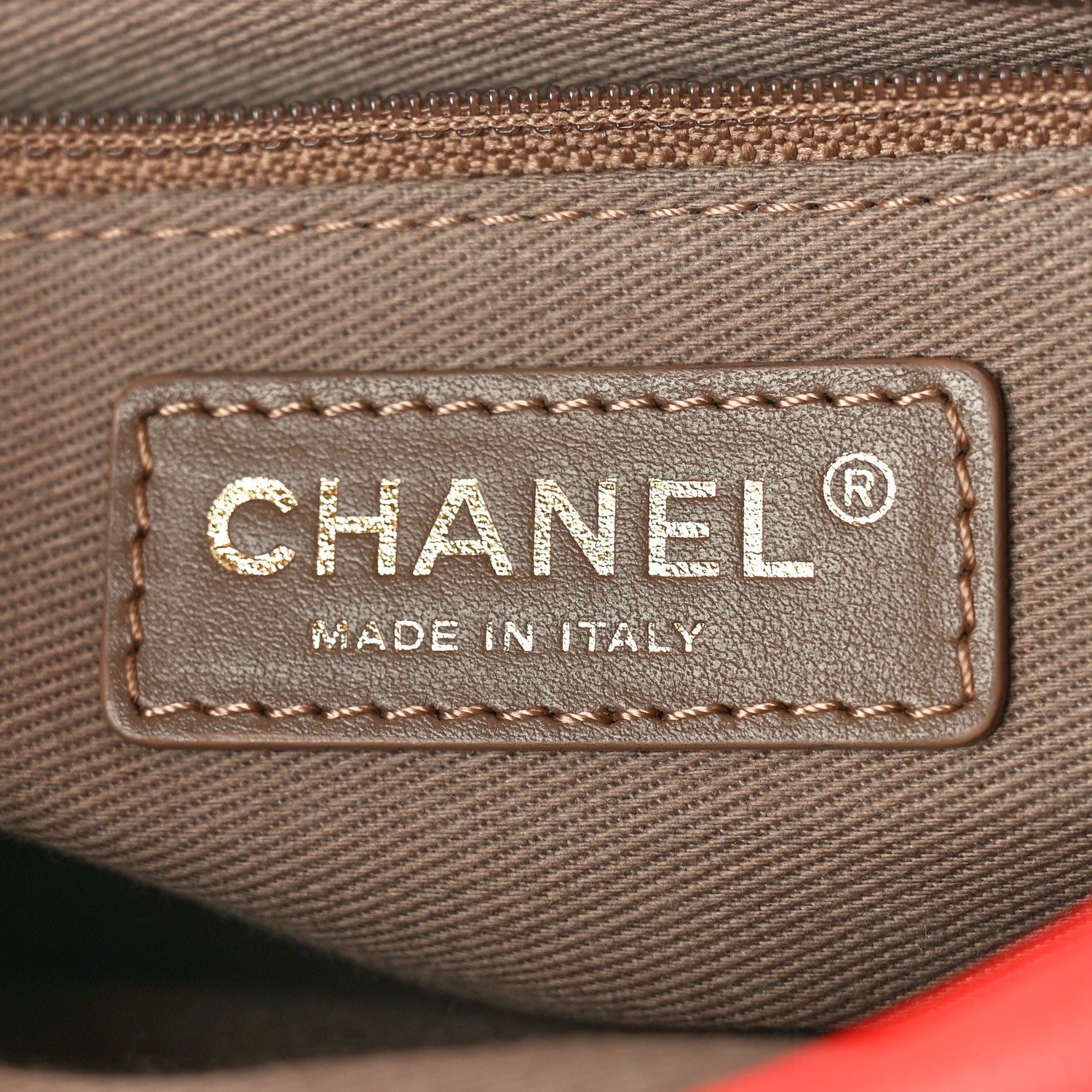 Chanel Goatskin Quilted Large Casual Trip Camera Case Bag Red 6 of 10