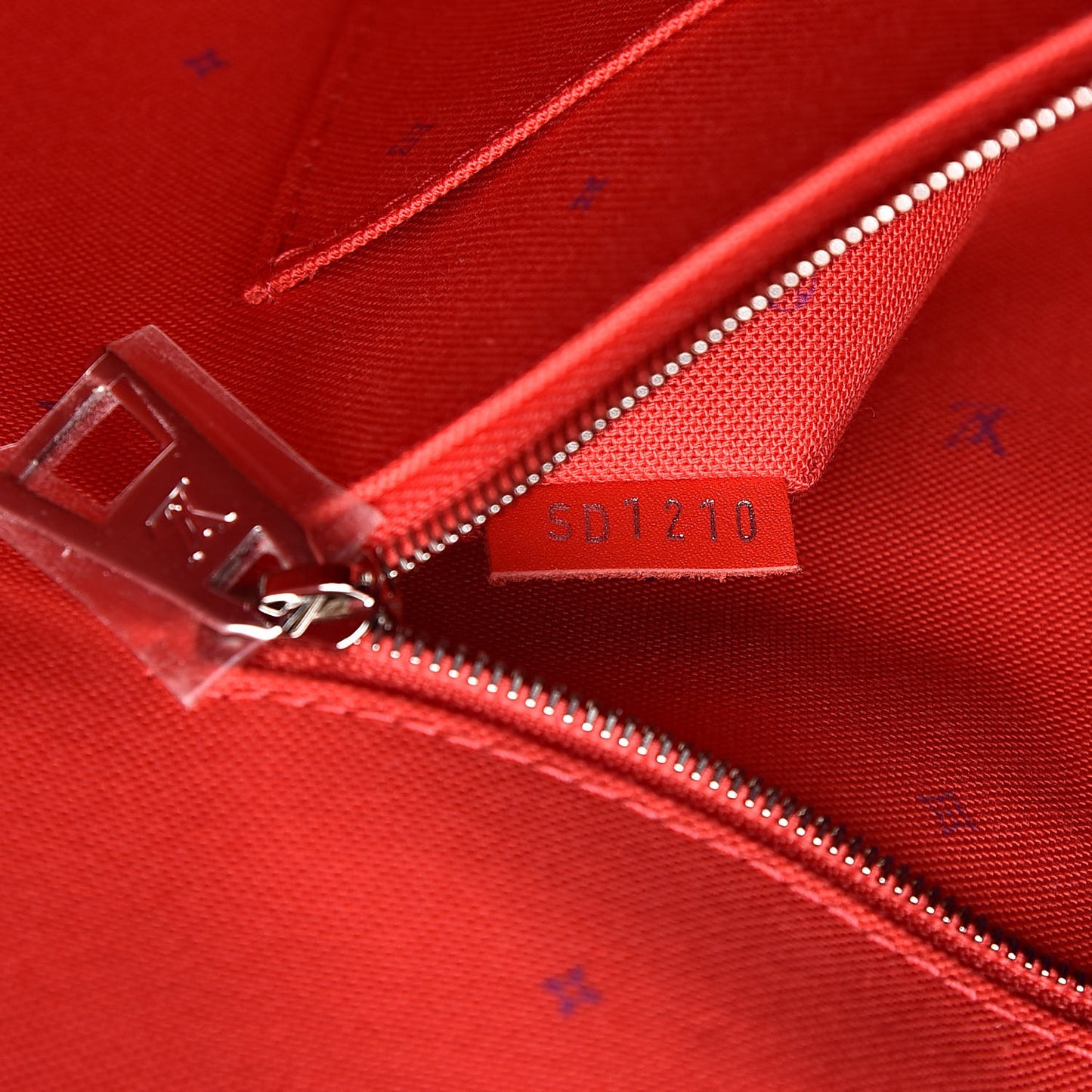 Monogram Escale Onthego GM Rouge