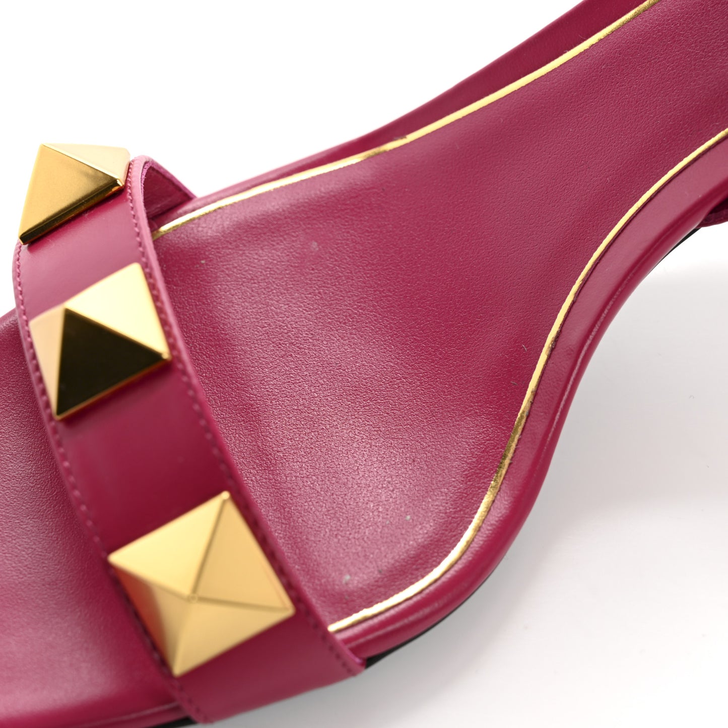 Calfskin Roman Stud 60mm Sandals 40 Blossom