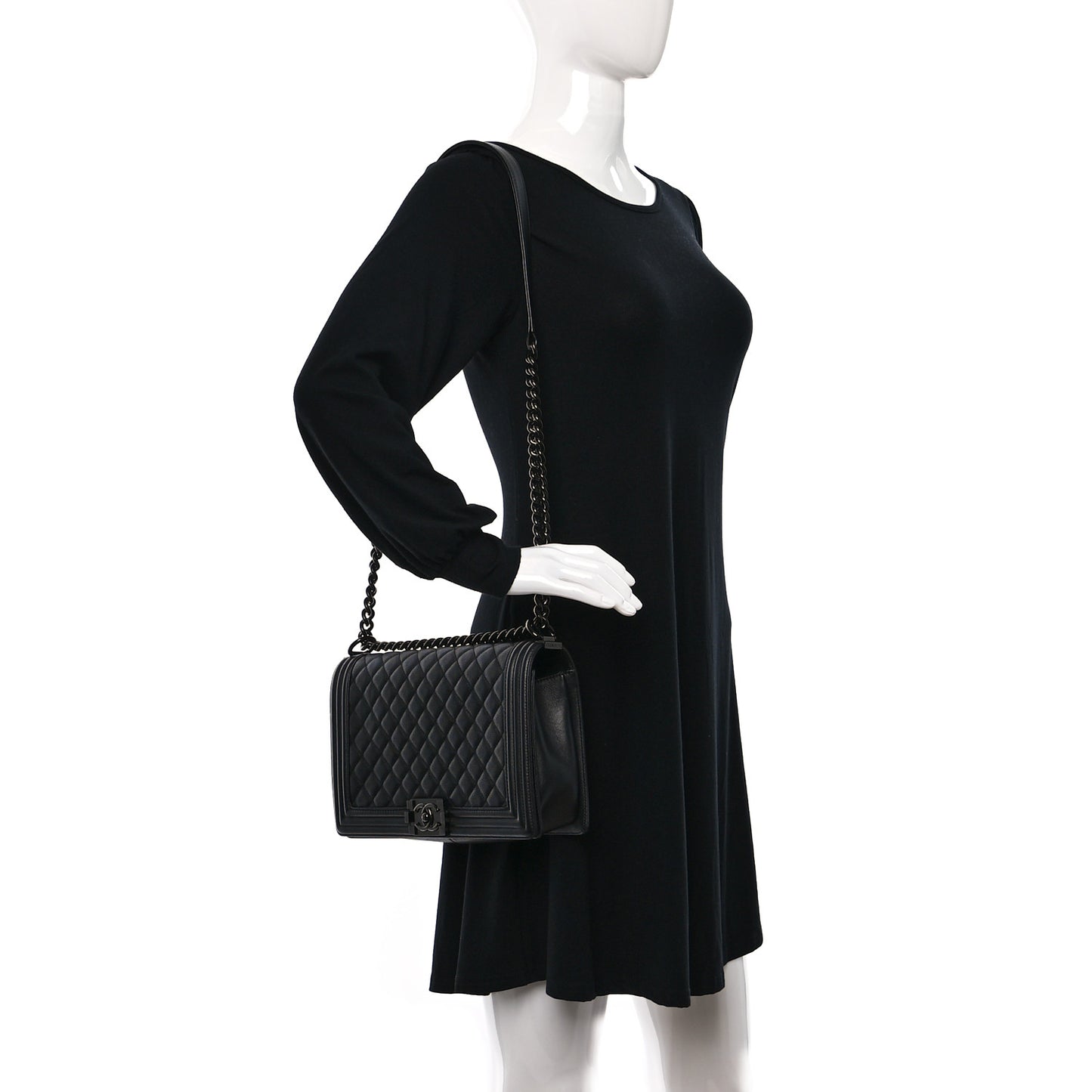 Caviar Quilted New Medium Boy Flap So Black