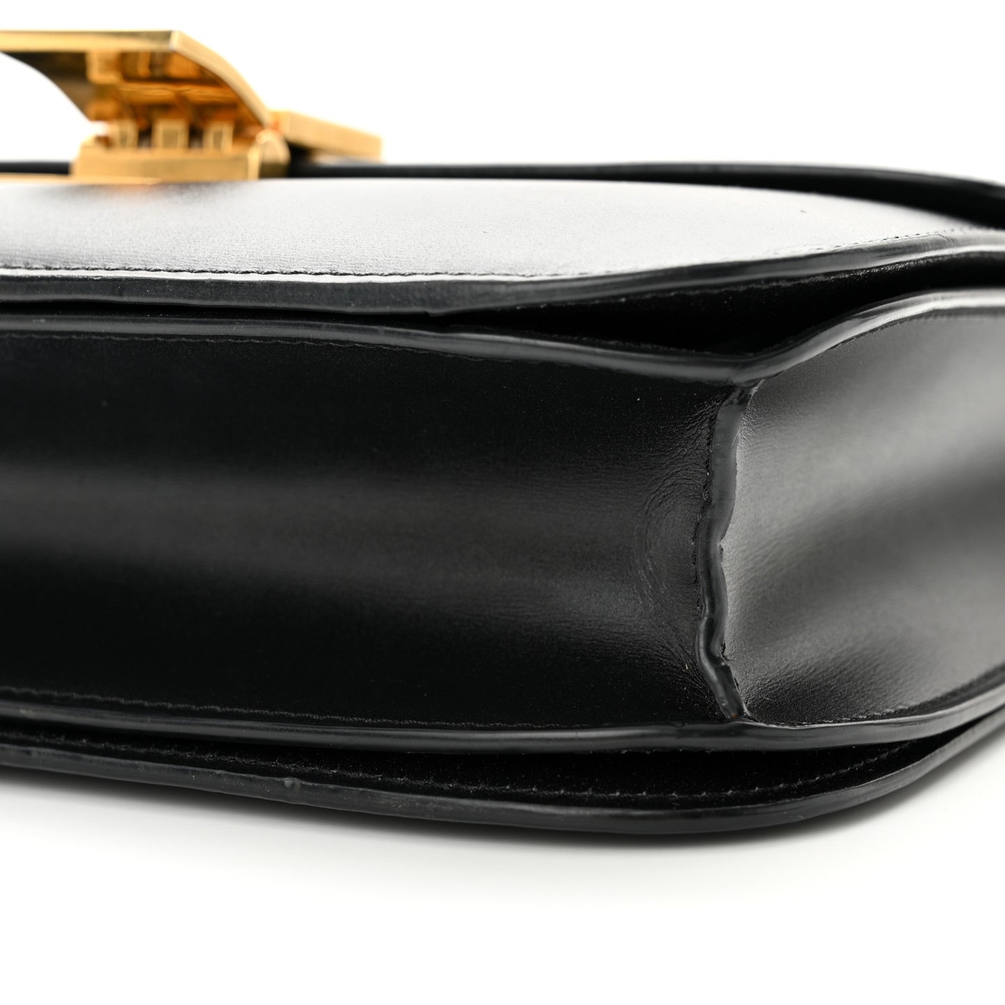 Box Calfskin Medium Classic Box Flap Bag Black