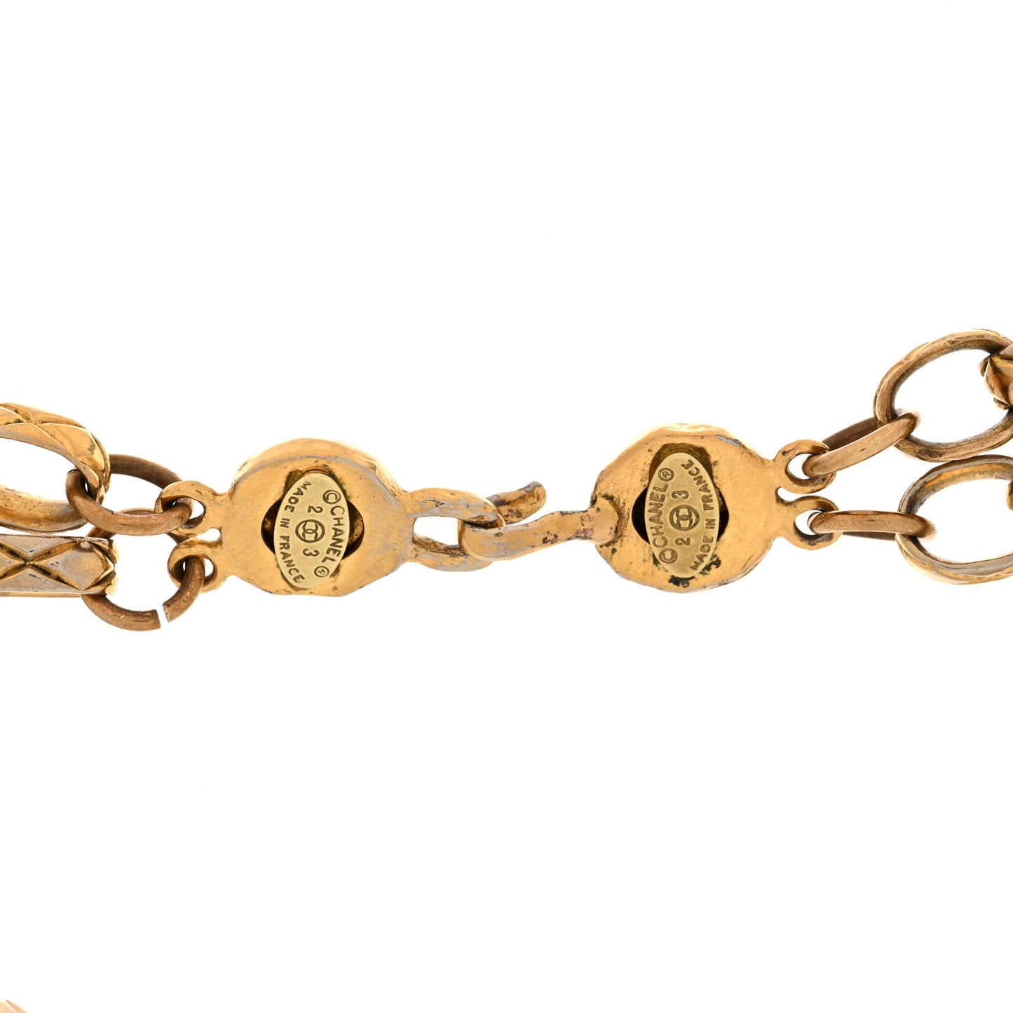 Metal Quilted Link Necklace Gold