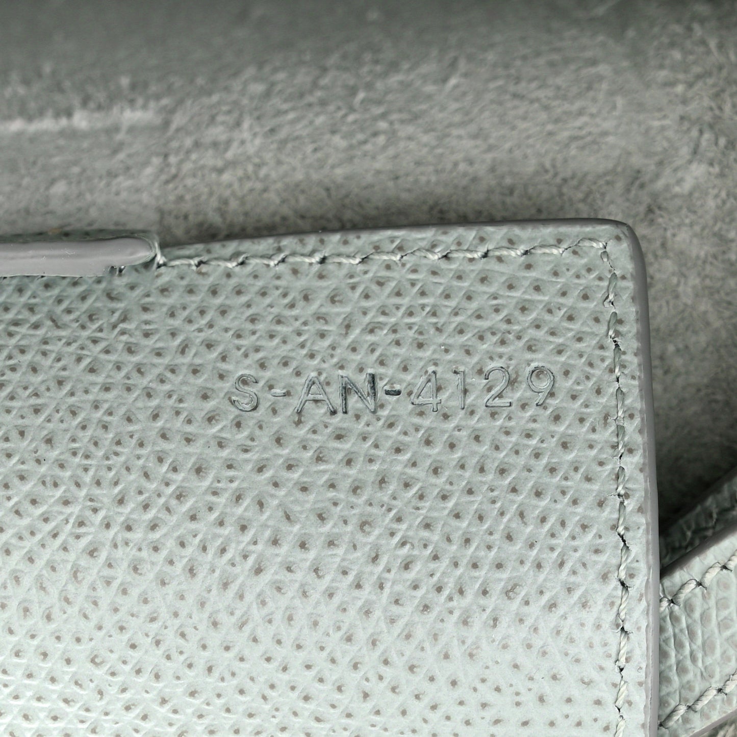 Grained Calfskin Small Vertical Cabas Mineral
