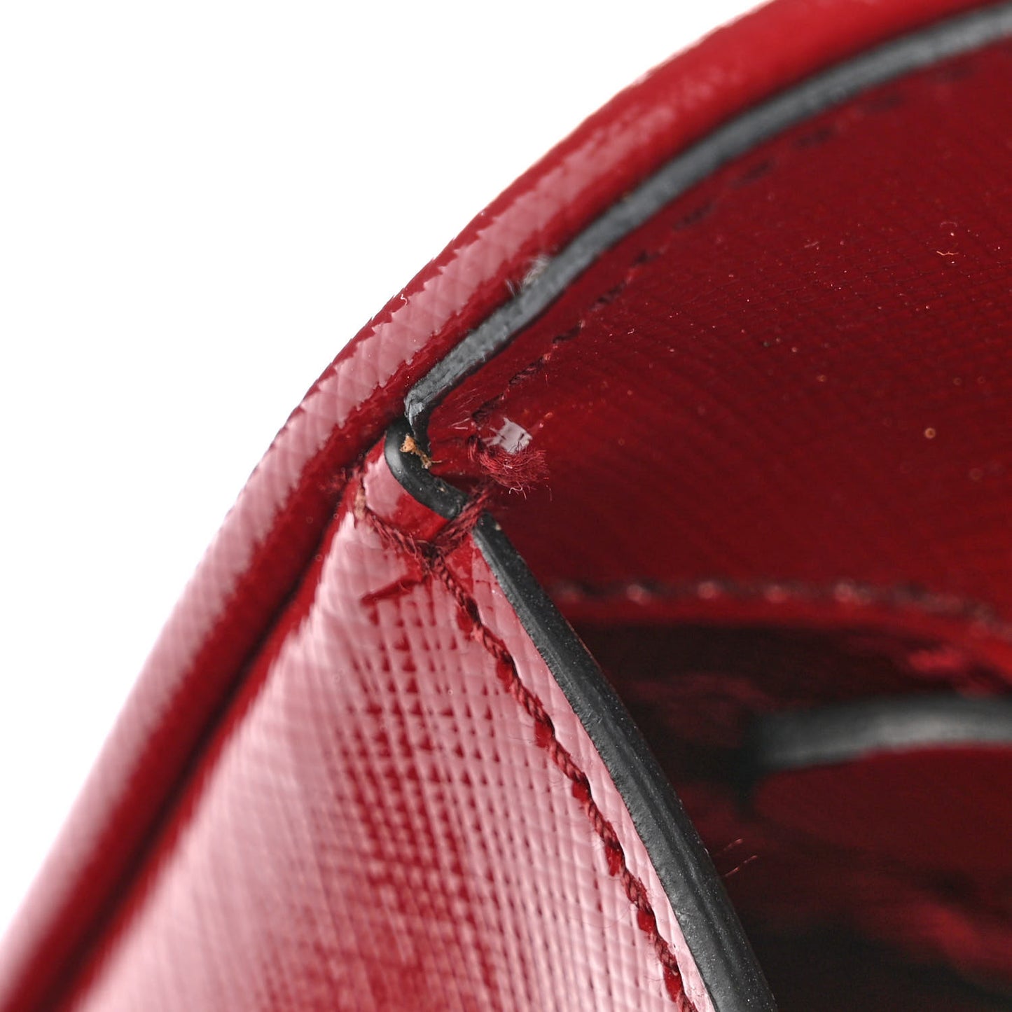 Saffiano Vernice Medium Open Promenade Tote Rosso