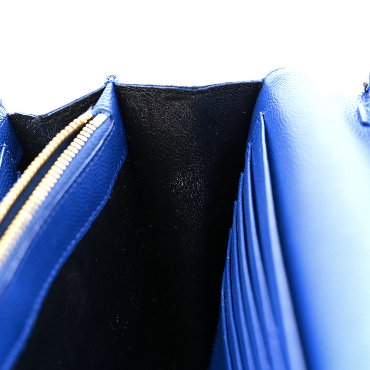 Grain De Poudre Matelasse Chevron Monogram Chain Wallet Blue Majorelle