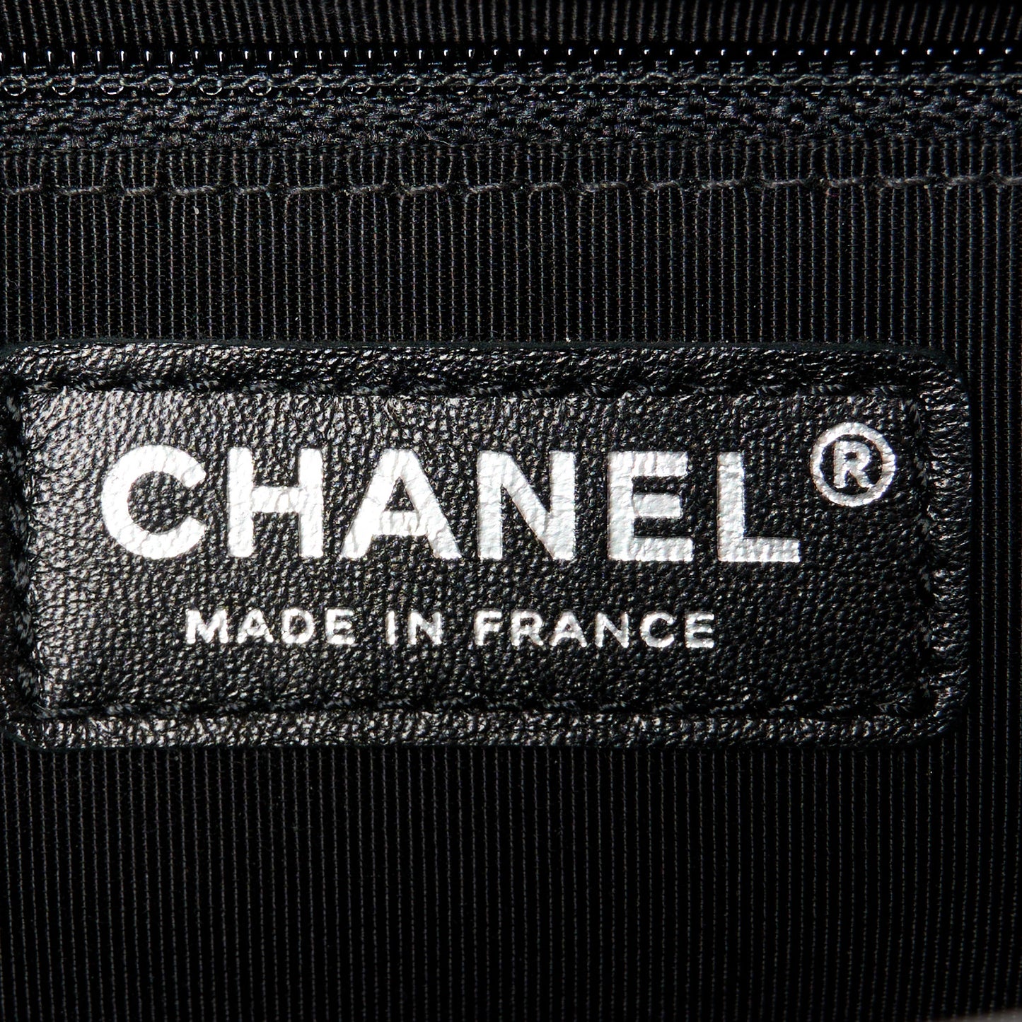 Grained Calfskin Quilted New Medium Boy Flap Black