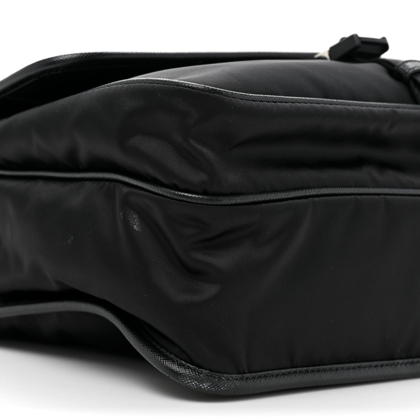 Tessuto Nylon Saffiano Logo Messenger Bag Black