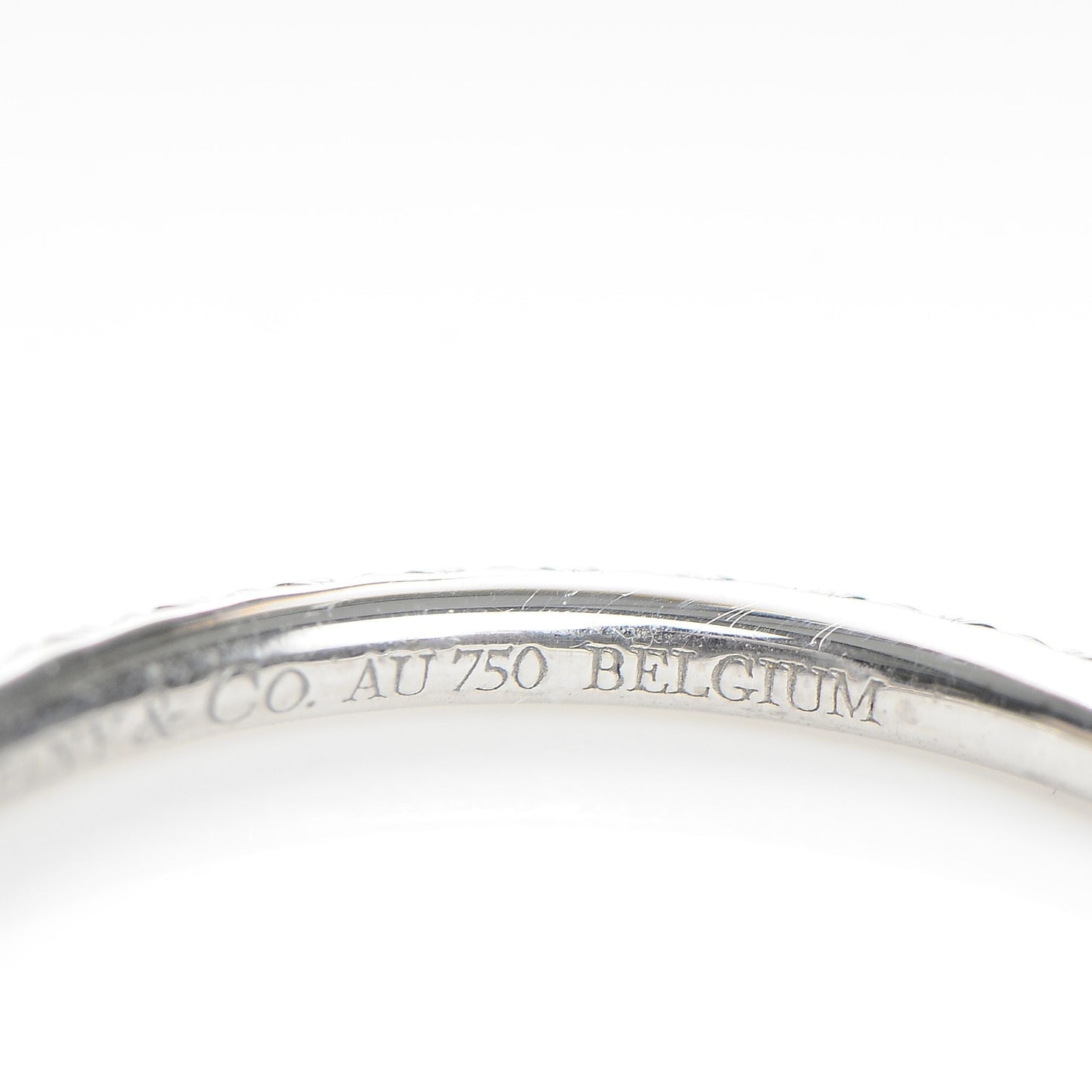 18K White Gold Diamond Metro Ring 4.5 48