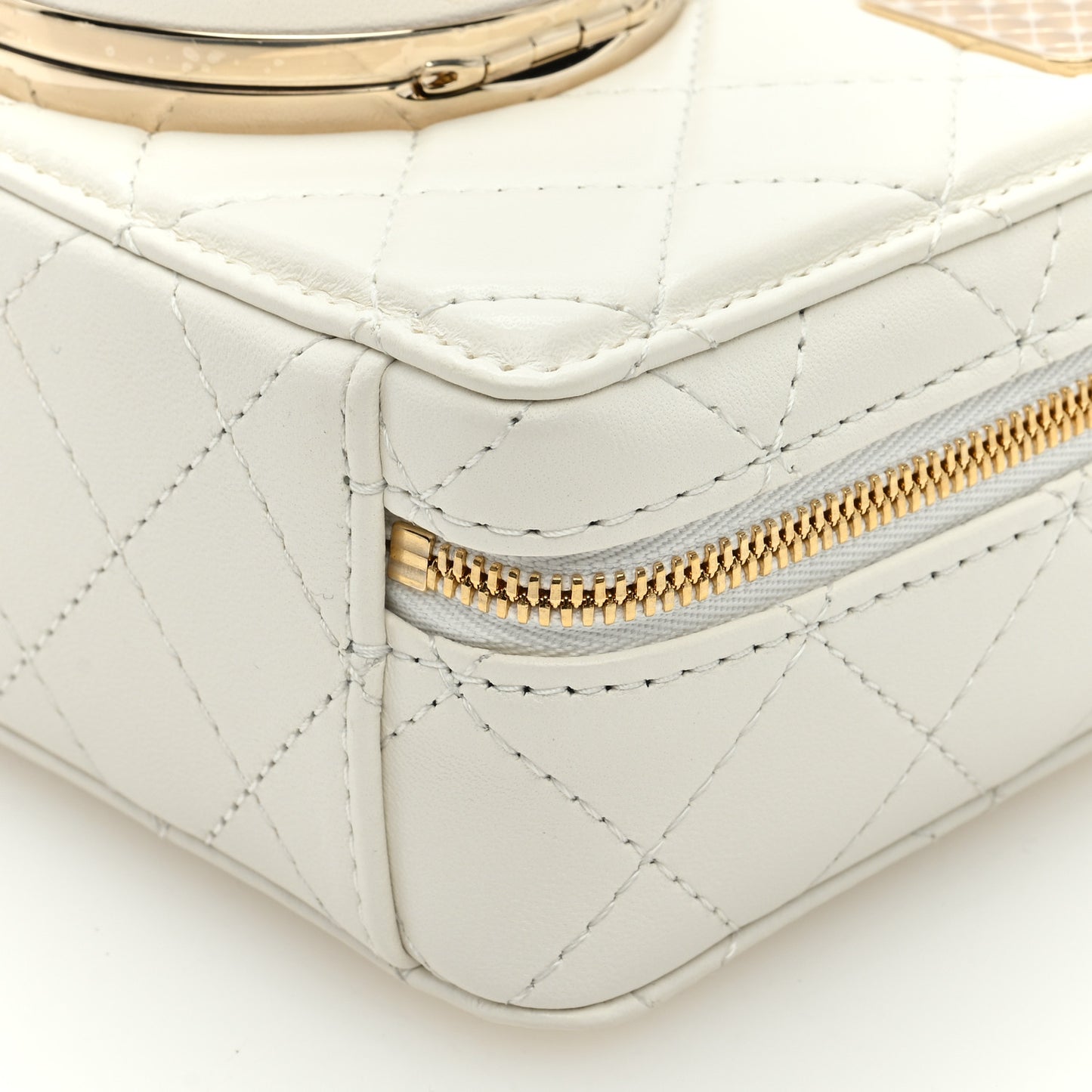 Lambskin Quilted Coco Click Bag White