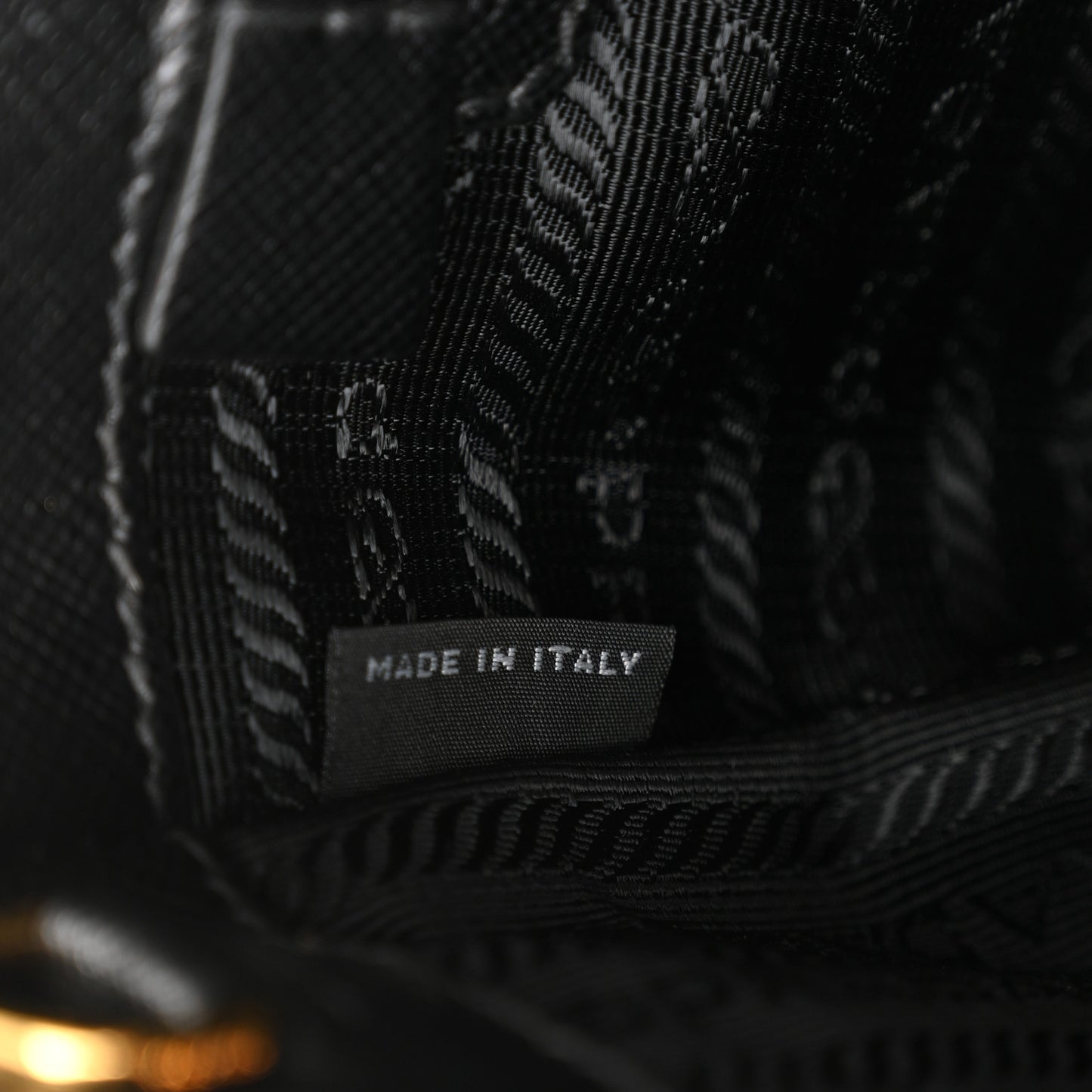Saffiano Small Galleria Double Zip Tote Black