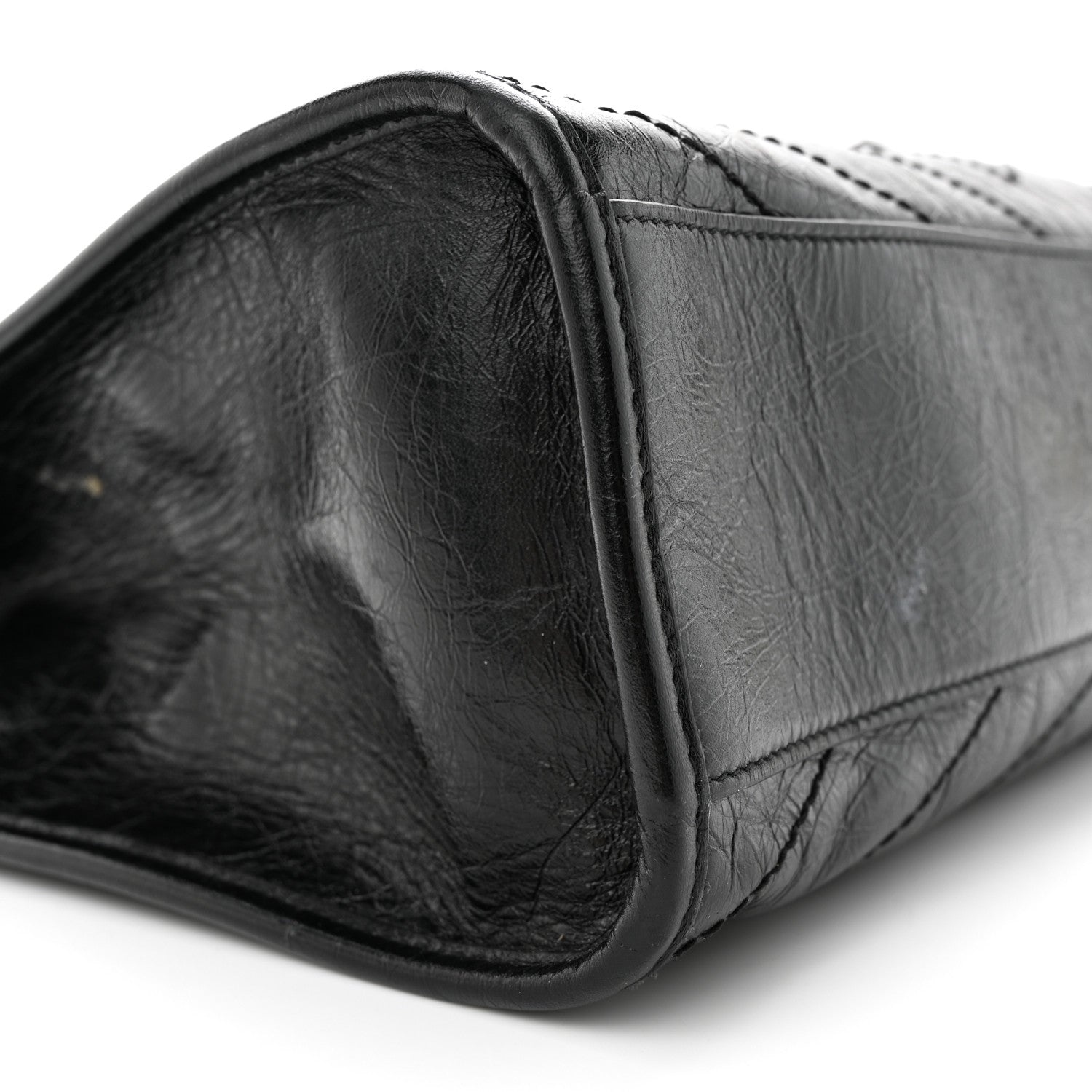 Saint Laurent Crinkled Calfskin Matelasse Monogram Medium Niki Shopper Tote Black 9 of 14