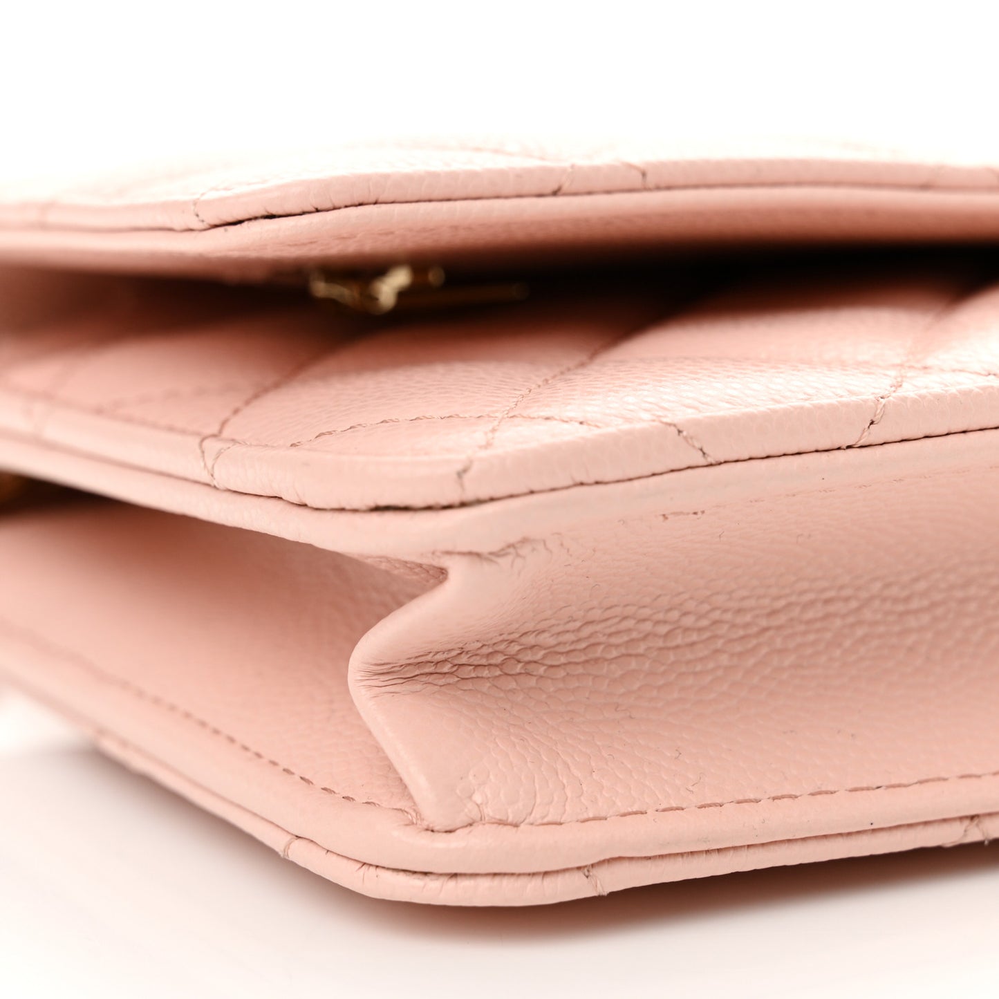 Caviar Quilted Wallet on Chain WOC Light Pink