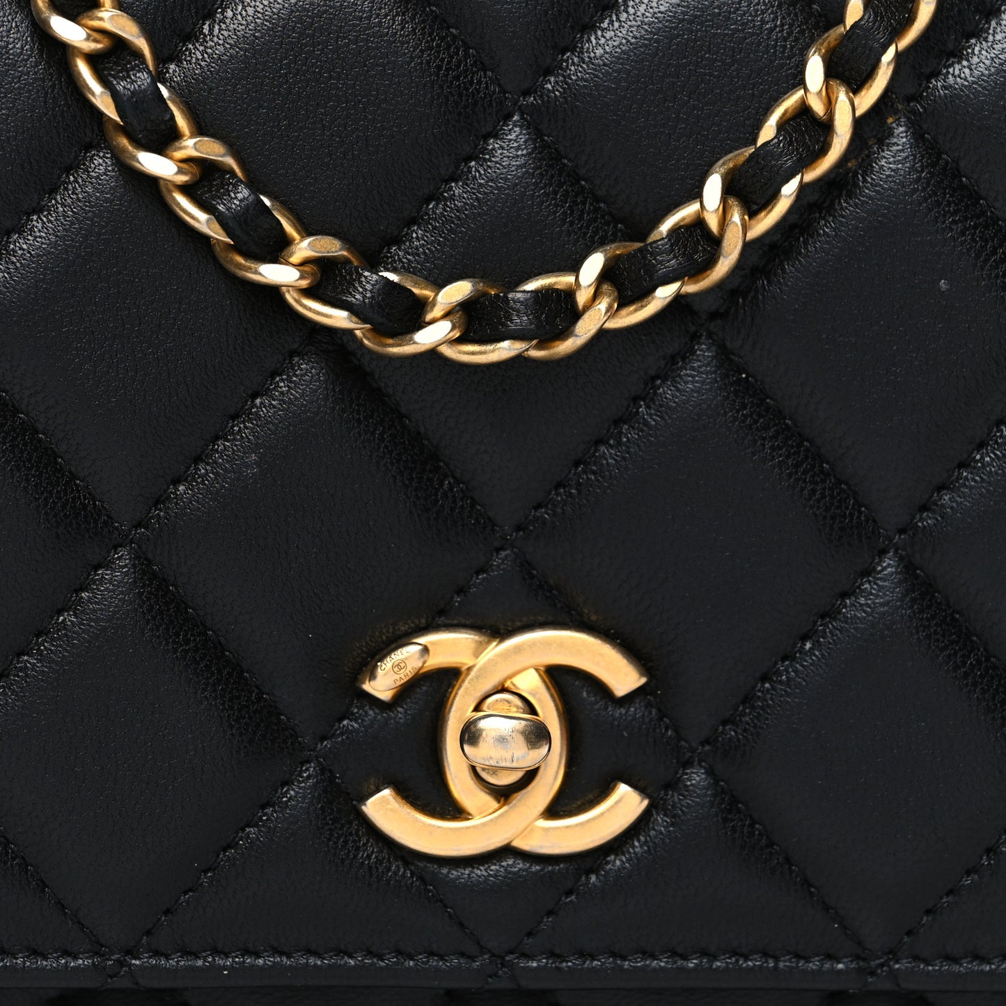 Lambskin Quilted Pearl Crush Wallet On Chain WOC Black