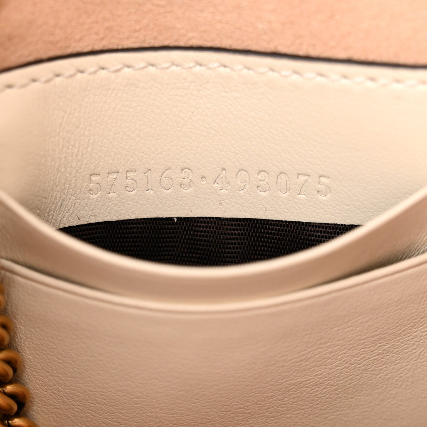 Calfskin Matelasse Mini GG Marmont 2.0 Bucket Bag White