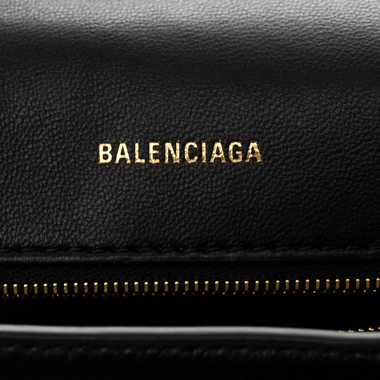 Paper Calfskin S Downtown Chain Shoulder Bag Black
