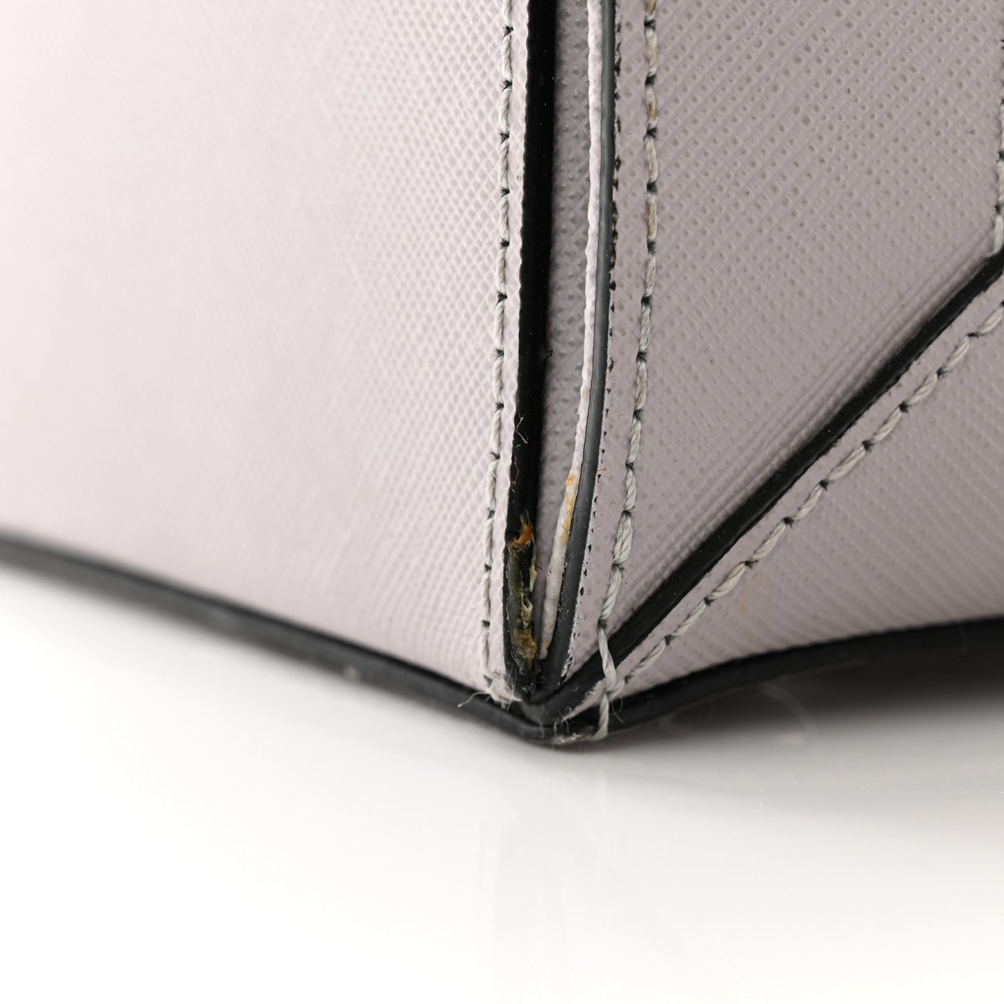 Saffiano Medium Nuovo Tote Gull Gray