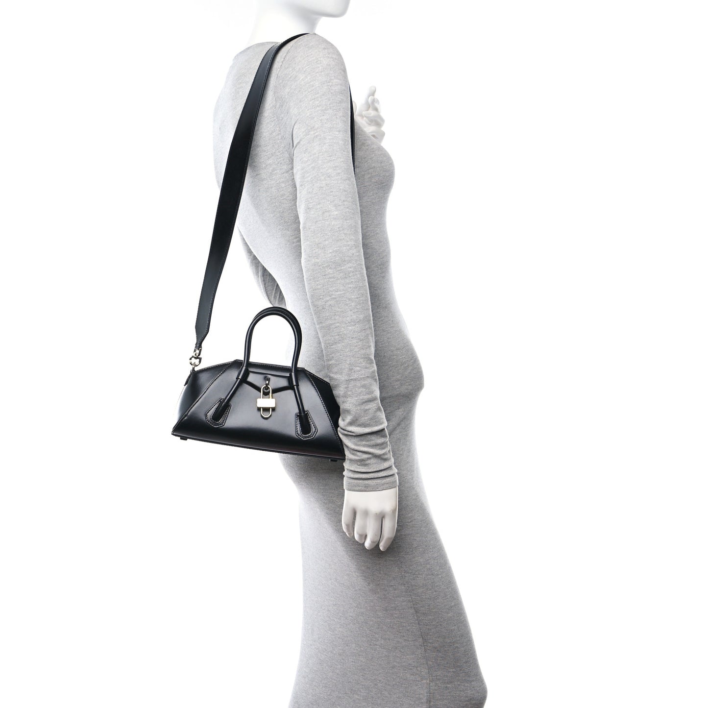 Box Calfskin Mini Antigona Stretch Black