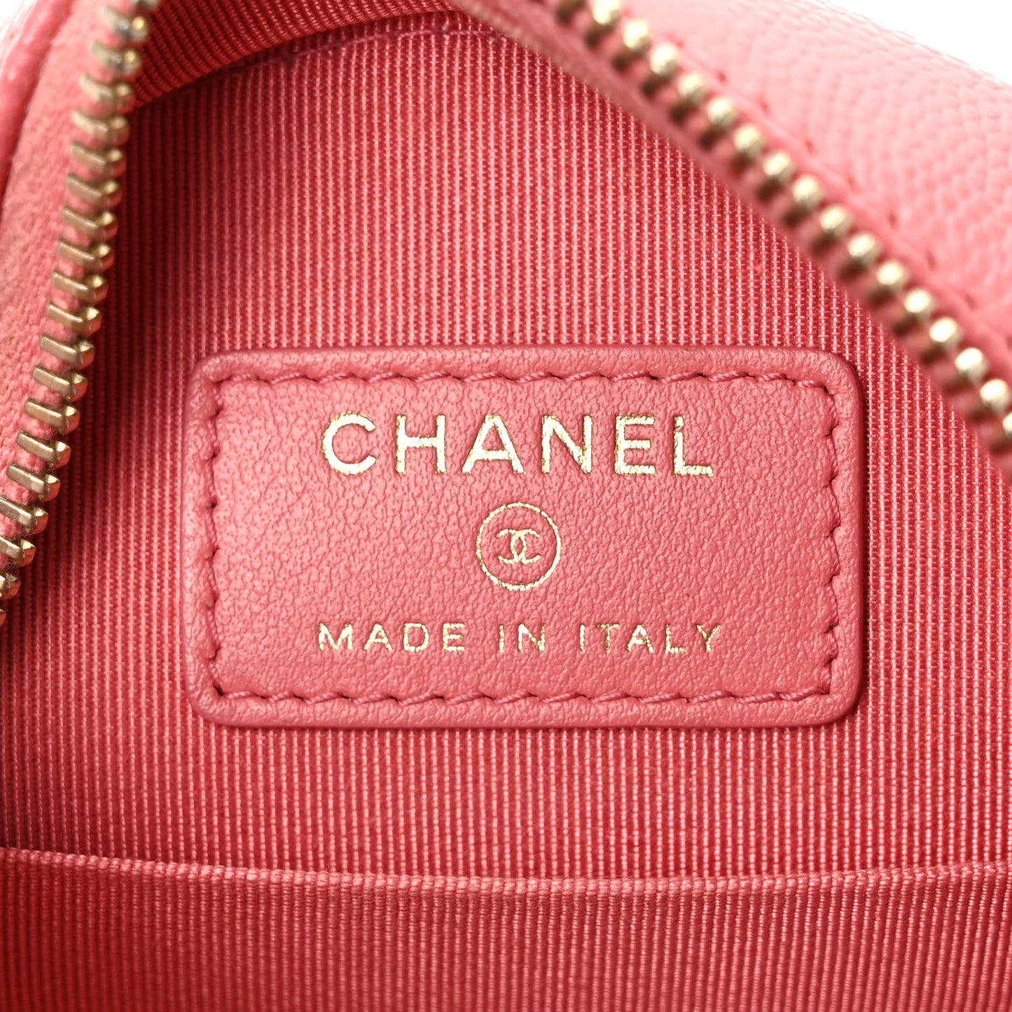 Caviar Quilted Round Clutch With Chain Pink