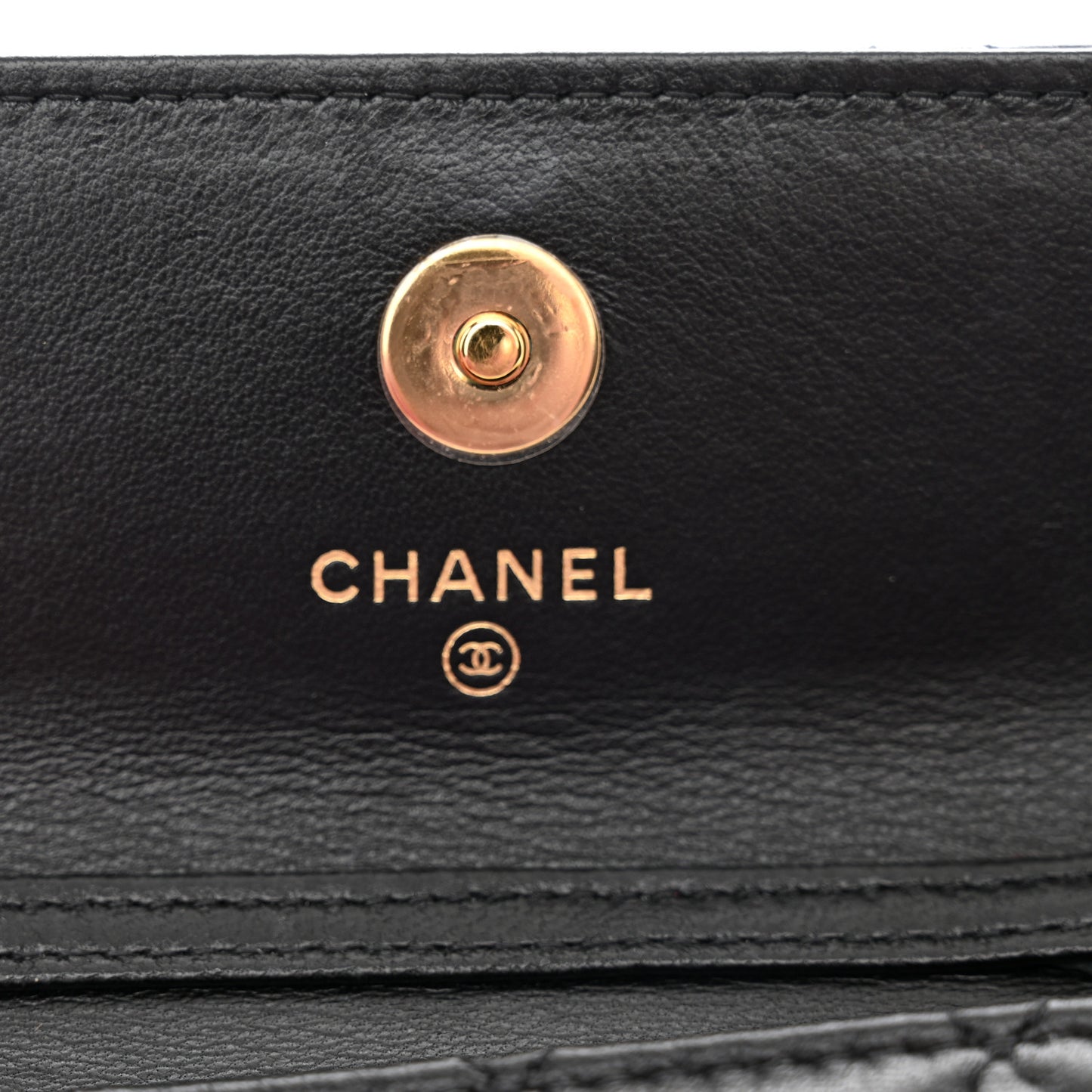 Lambskin Quilted Zirconium Pearl Card Holder Flap With Chain Black