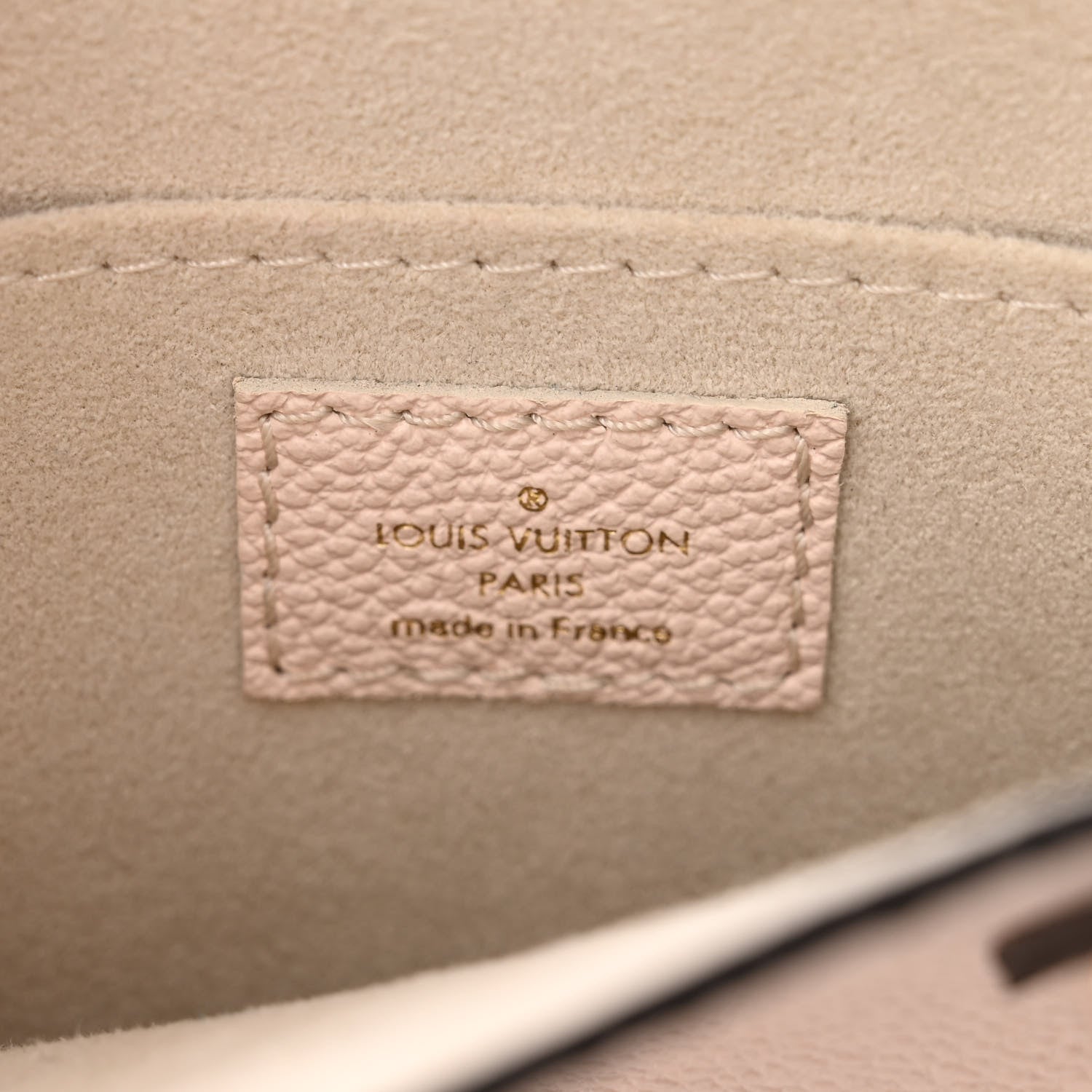 Louis Vuitton Empreinte Monogram Giant By The Pool Petit Sac Plat Cream Saffron 7 of 11