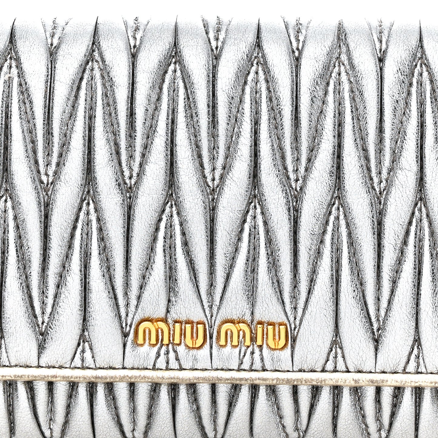 Metallic Nappa Matelasse Wallet On Chain Silver