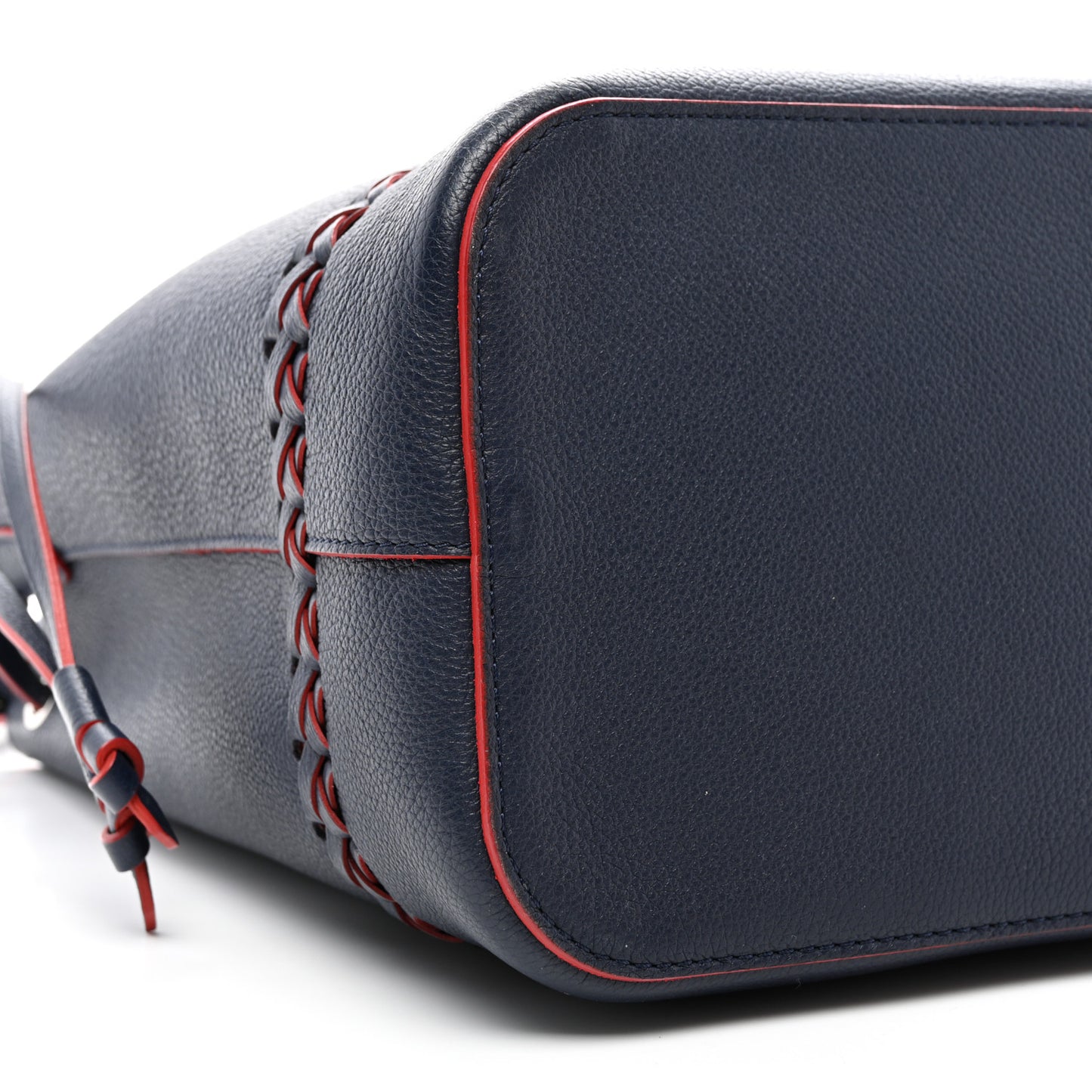 Soft Calfskin Braided Lockme Bucket Marine Rouge