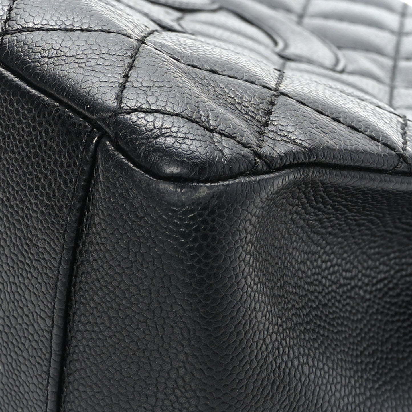 Caviar Quilted Grand Shopping Tote GST Black