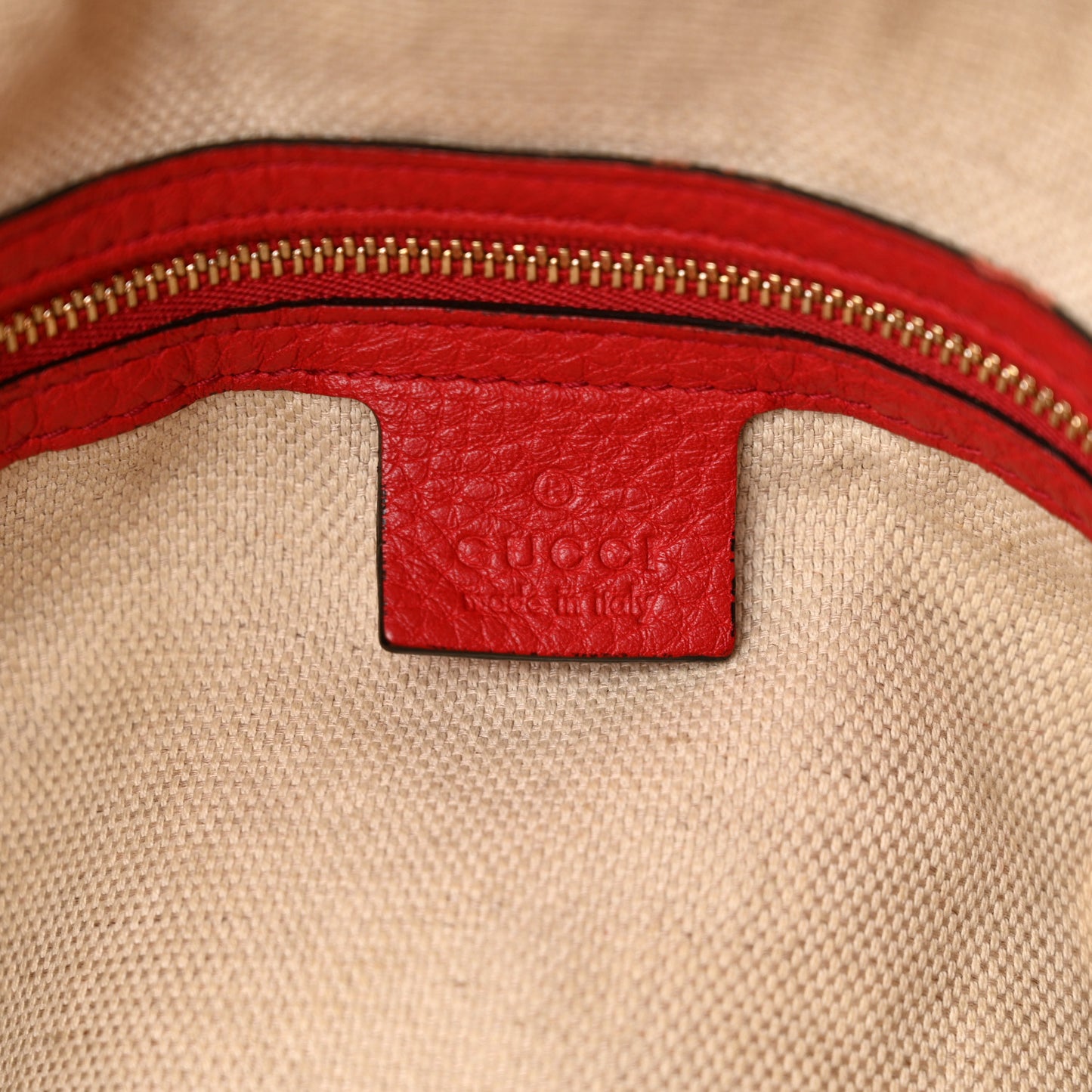Pebbled Calfskin Large Soho Hobo Tabasco Red