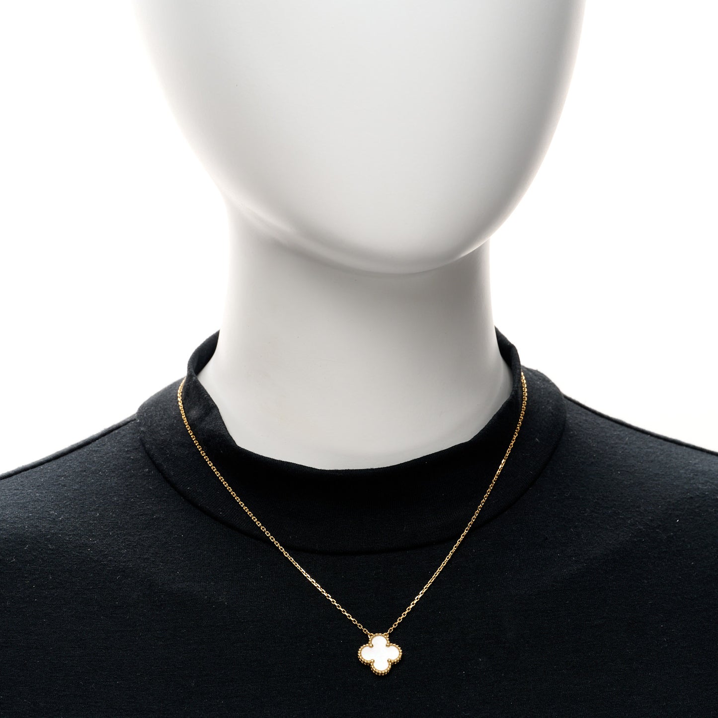 18K Yellow Gold Mother of Pearl Vintage Alhambra Pendant Necklace